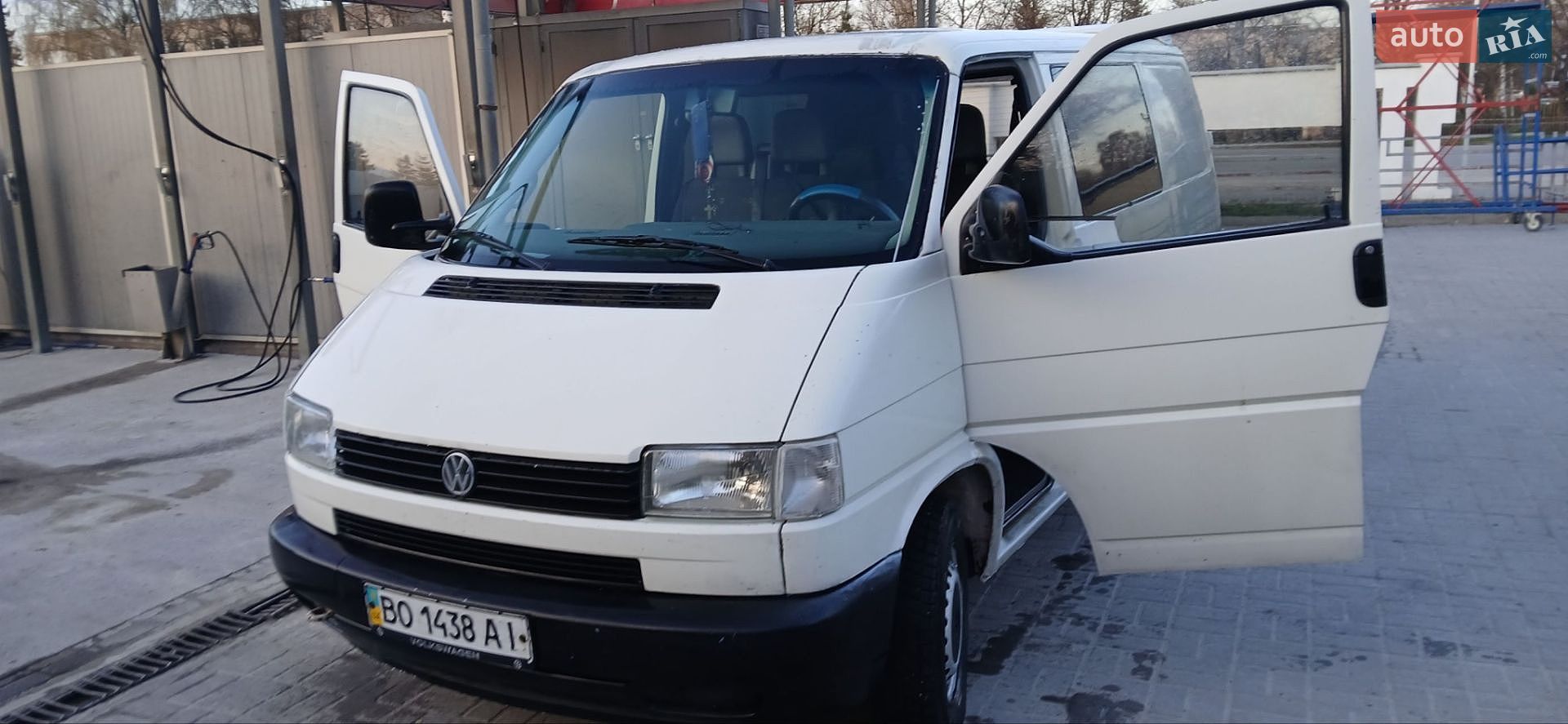 Volkswagen Transporter 1999 VIN WV1ZZZ70ZYH063037 фото оголошення 9 з 9