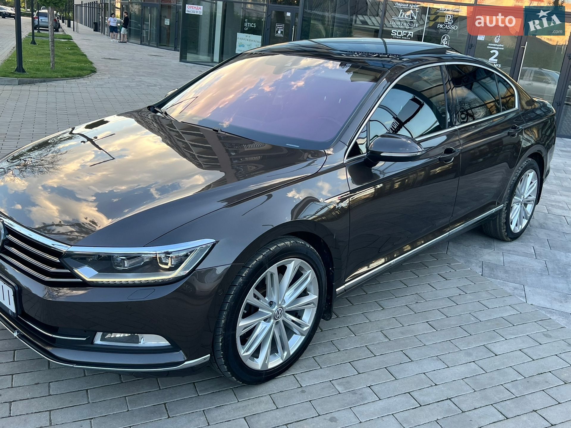 Volkswagen Passat 2015 VIN WVWZZZ3CZGE082610 фото оголошення 3 з 17