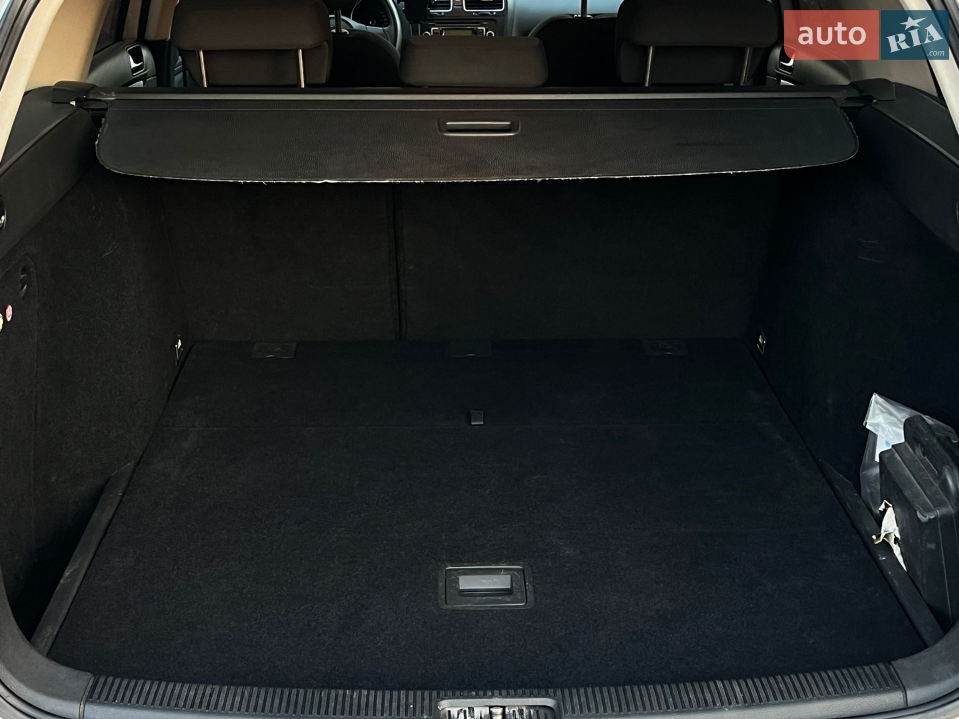 Volkswagen Golf 2010 VIN WVWZZZ1KZBM611271 фото оголошення 10 з 18