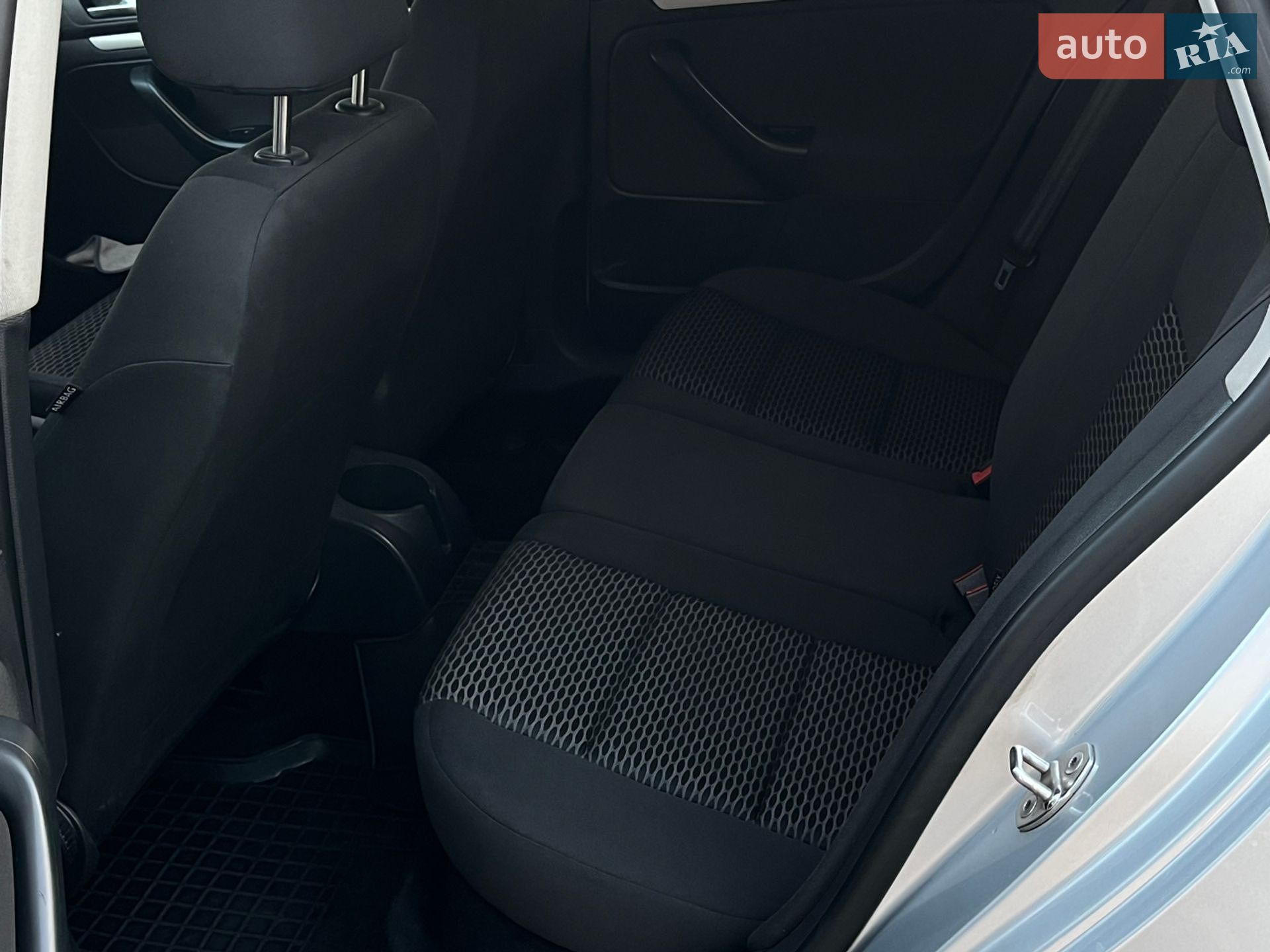 Volkswagen Golf 2010 VIN WVWZZZ1KZBM611271 фото оголошення 11 з 18