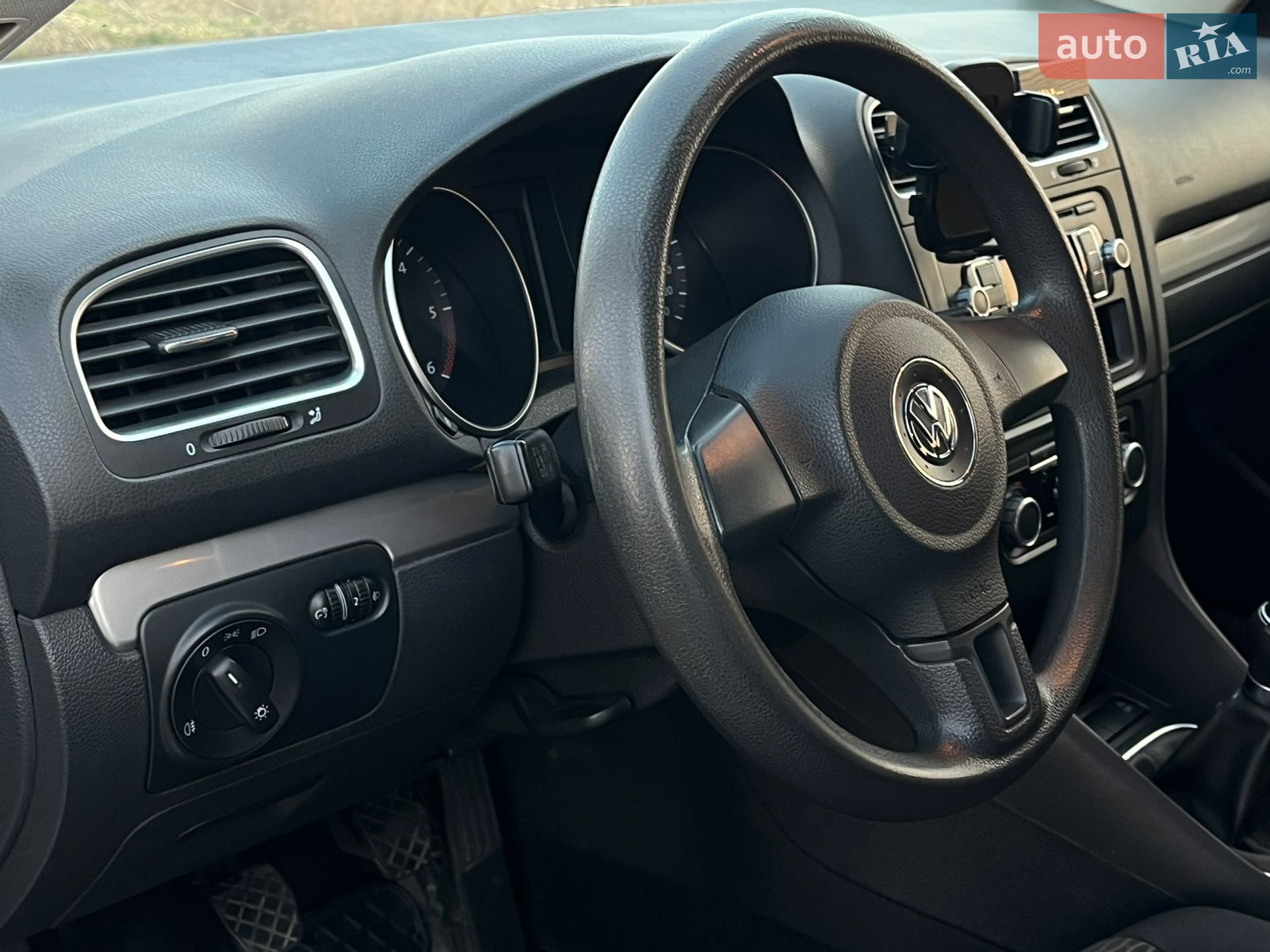 Volkswagen Golf 2010 VIN WVWZZZ1KZBM611271 фото оголошення 14 з 18