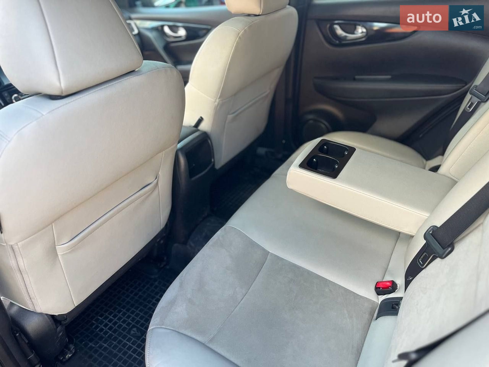 Nissan Qashqai 2015 VIN SJNFDAJ11U1316098 фото оголошення 86 з 87