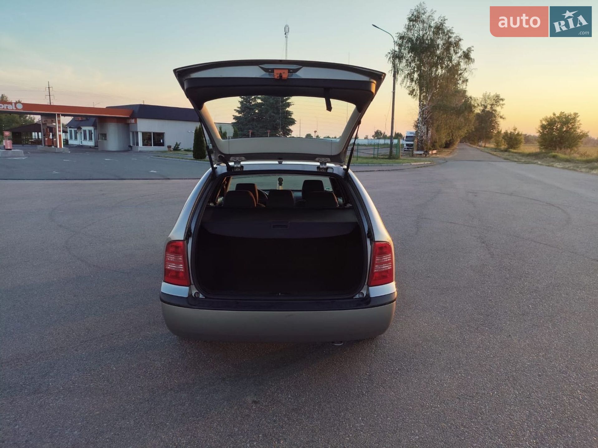 Skoda Octavia 2010 VIN TMBJX21U7A8832242 фото оголошення 24 з 28