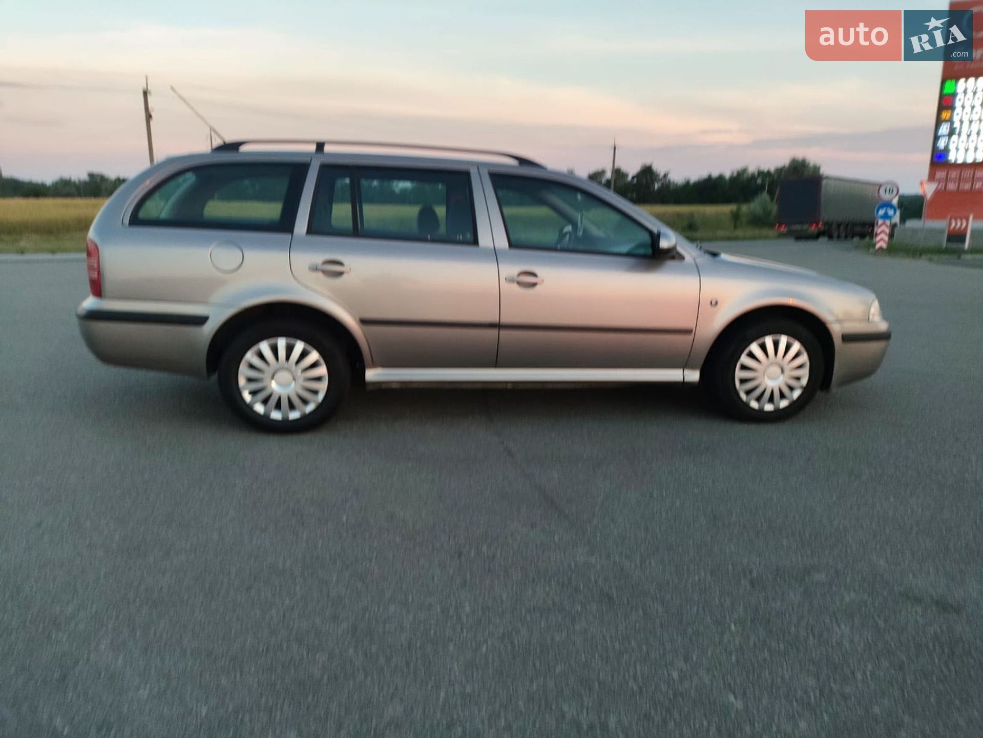 Skoda Octavia 2010 VIN TMBJX21U7A8832242 фото оголошення 26 з 28