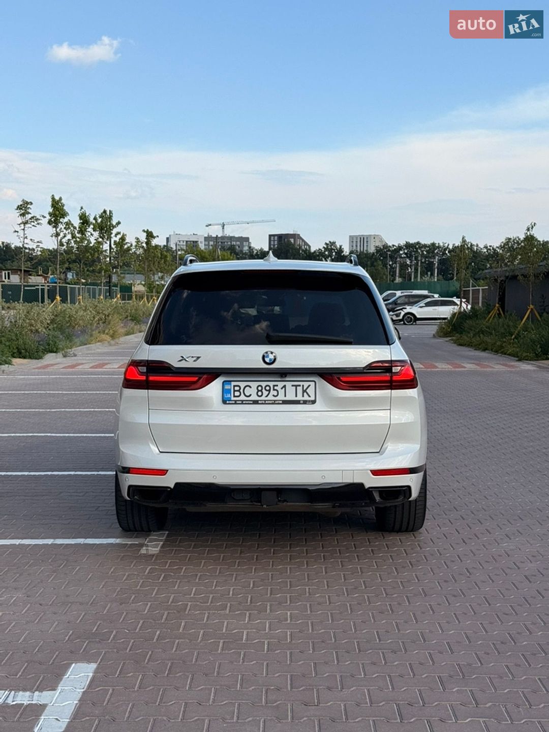 BMW X7 2019 VIN 5UXCW2C00L9A00701 фото оголошення 7 з 17