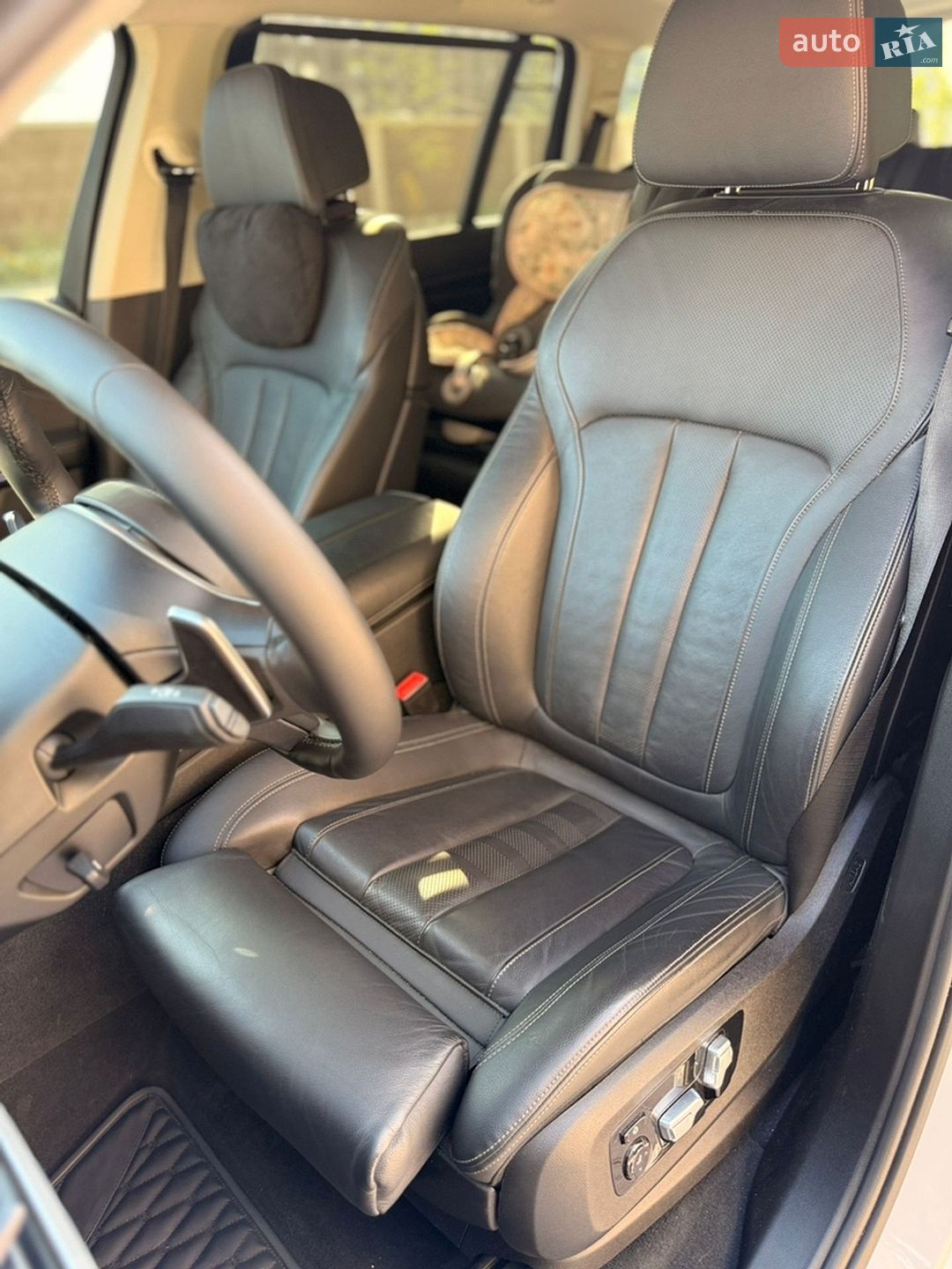 BMW X7 2019 VIN 5UXCW2C00L9A00701 фото оголошення 12 з 17