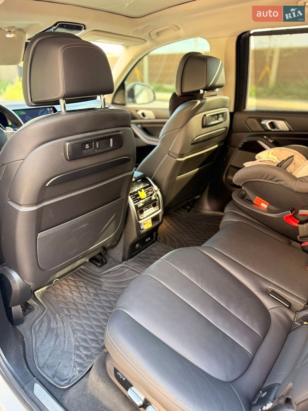 BMW X7 2019 VIN 5UXCW2C00L9A00701 фото оголошення 14 з 17