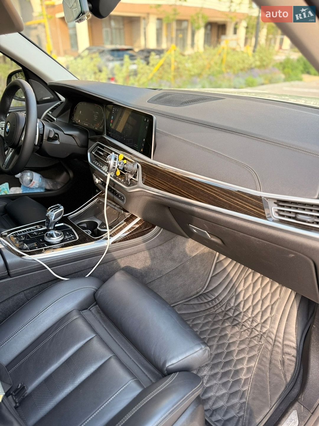 BMW X7 2019 VIN 5UXCW2C00L9A00701 фото оголошення 16 з 17