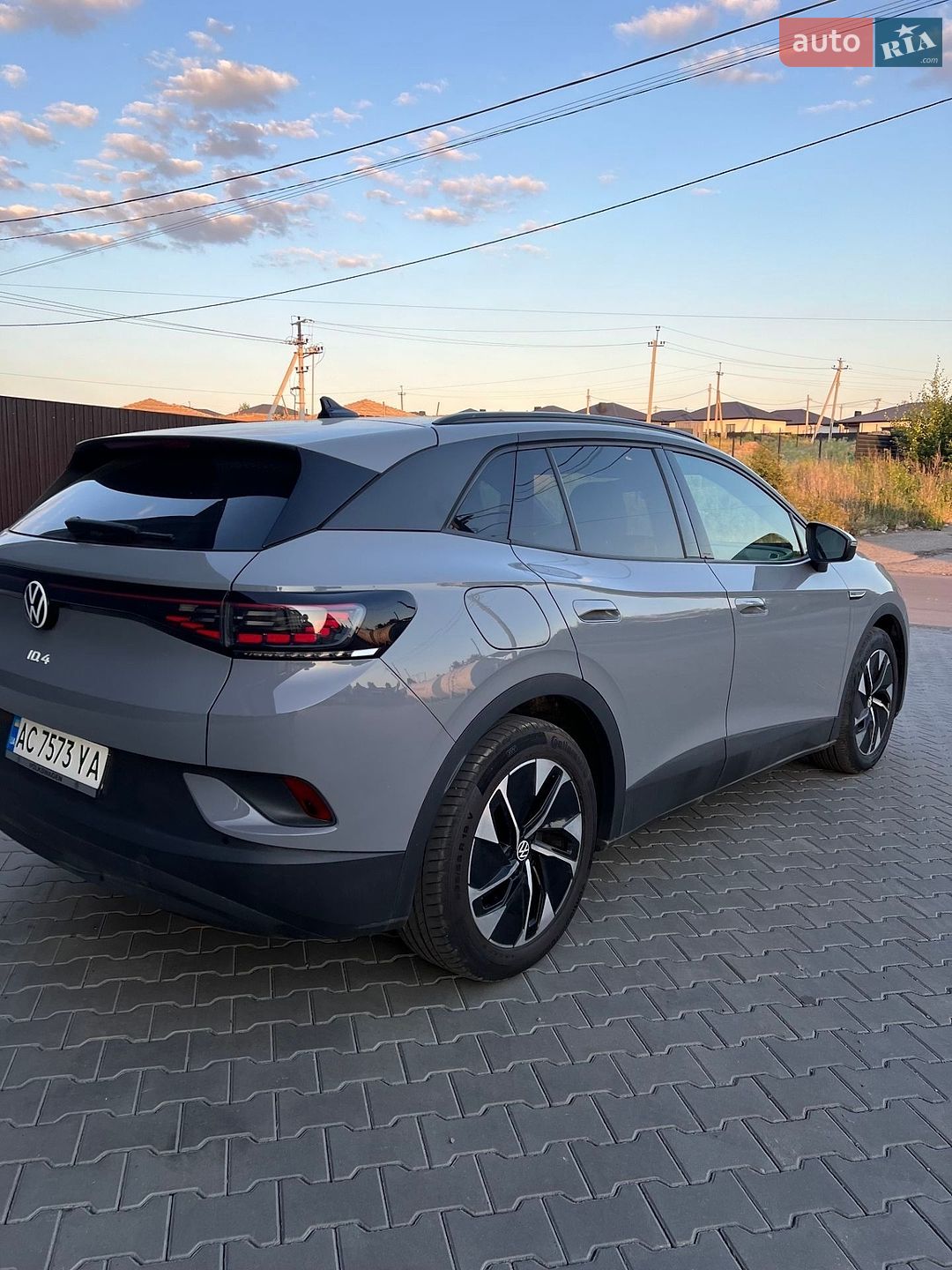 Volkswagen ID.4 2021 VIN WVGZZZE2ZNP007704 фото оголошення 3 з 40