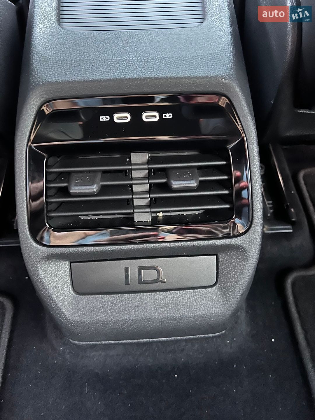Volkswagen ID.4 2021 VIN WVGZZZE2ZNP007704 фото оголошення 12 з 40