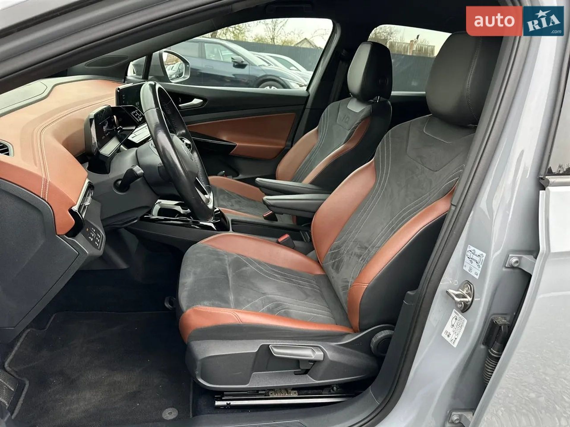 Volkswagen ID.4 2021 VIN WVGZZZE2ZNP007704 фото оголошення 25 з 40