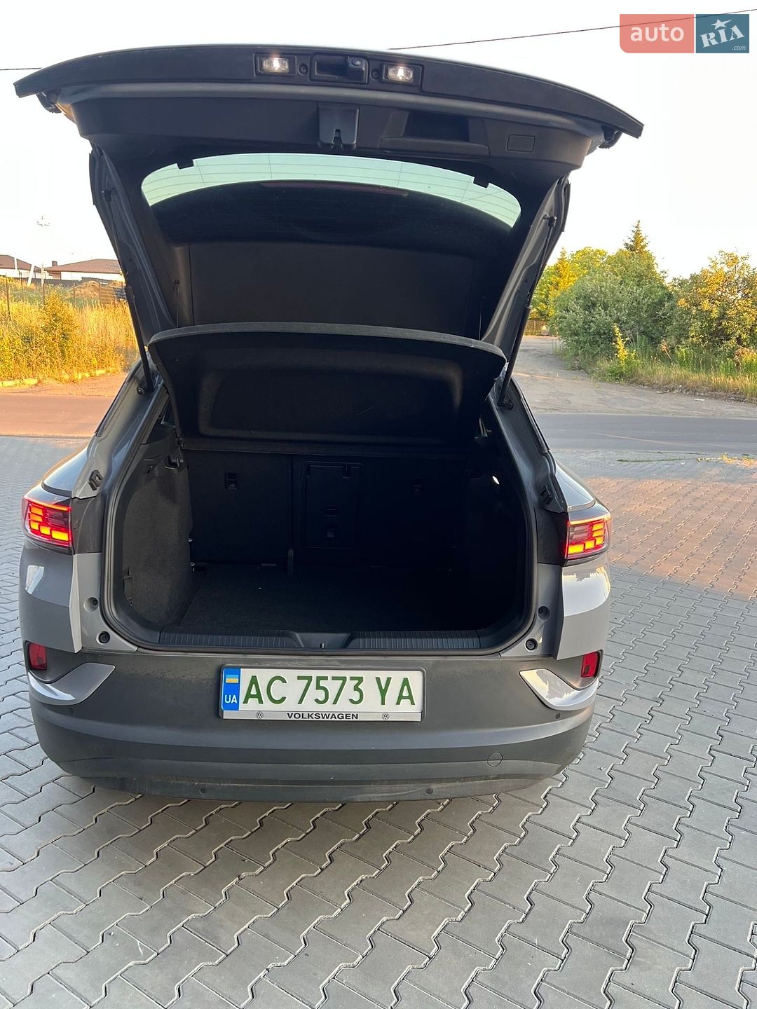 Volkswagen ID.4 2021 VIN WVGZZZE2ZNP007704 фото оголошення 33 з 40