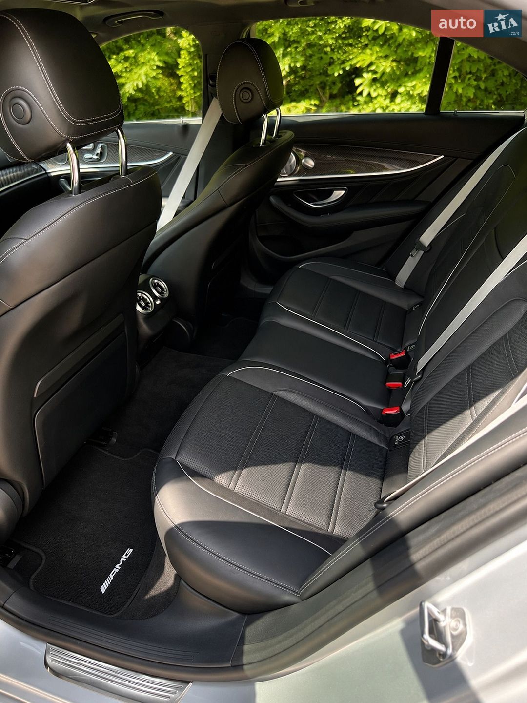Mercedes-Benz E-Class 2018 VIN WDDZF8KB4JA393893 фото оголошення 13 з 13