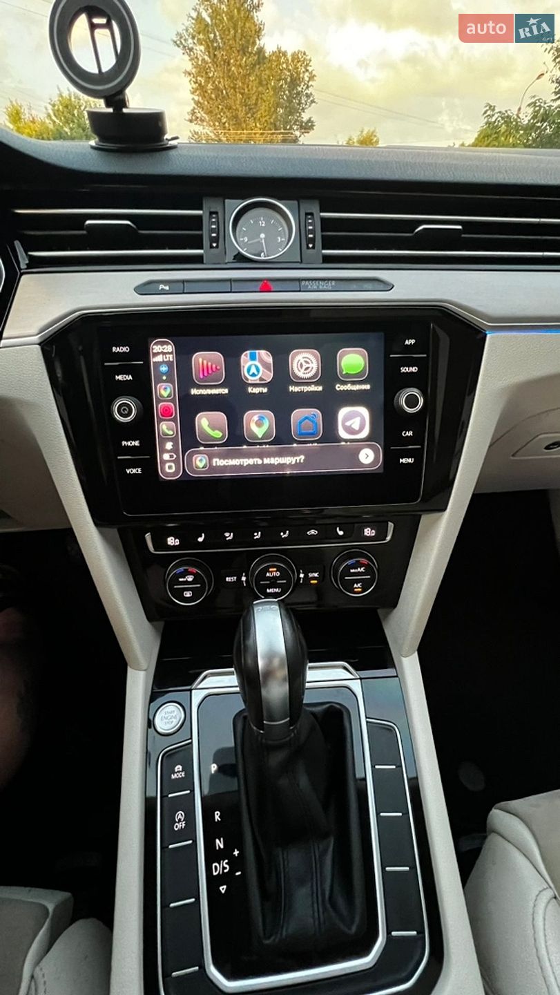 Volkswagen Passat 2018 VIN WVWZZZ3CZJE215751 фото оголошення 15 з 42