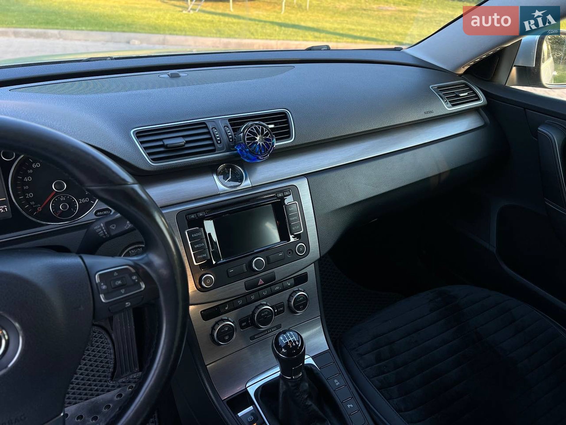 Volkswagen Passat 2014 VIN WVWZZZ3CZEE093681 фото оголошення 3 з 38