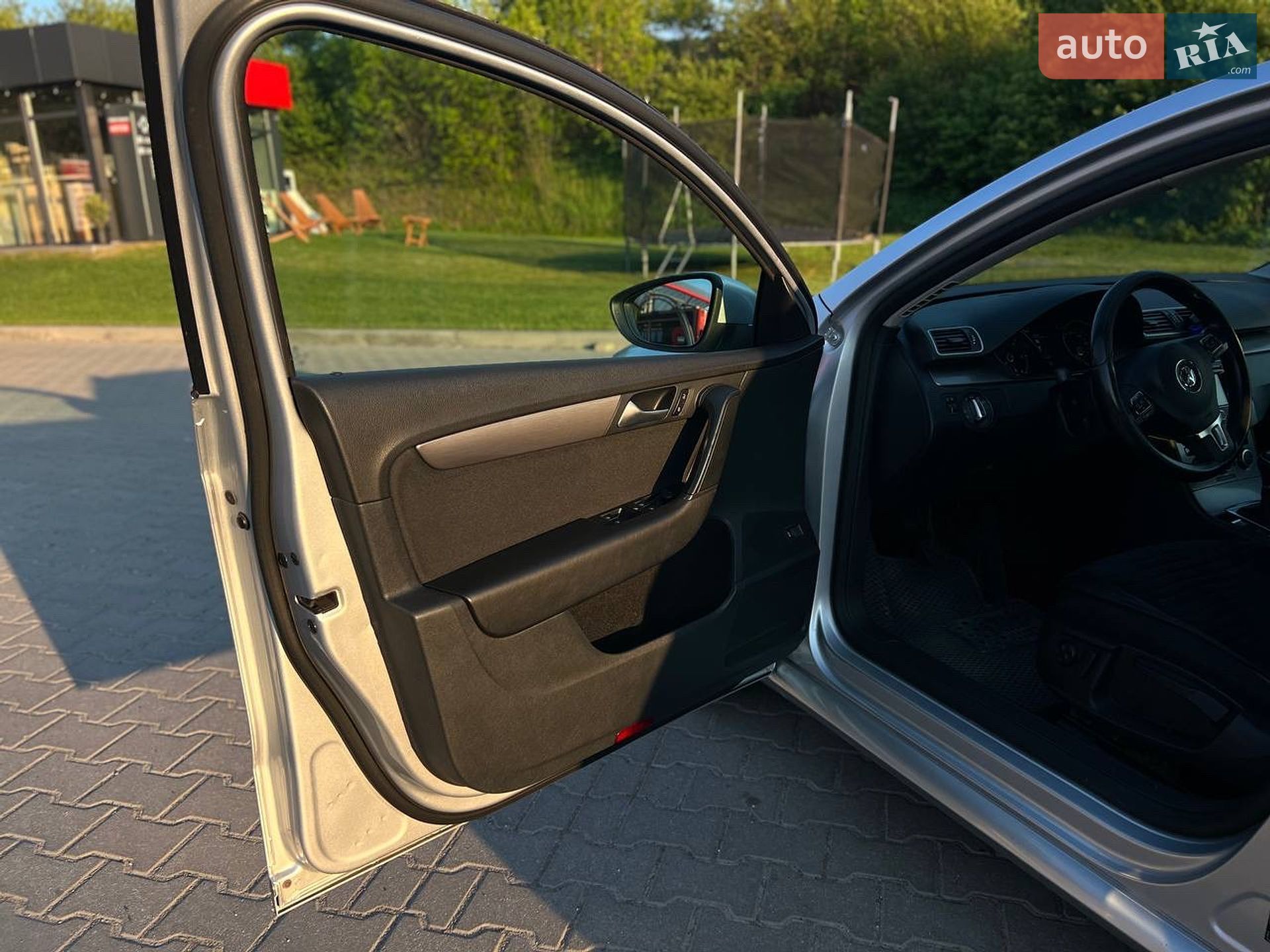 Volkswagen Passat 2014 VIN WVWZZZ3CZEE093681 фото оголошення 24 з 38