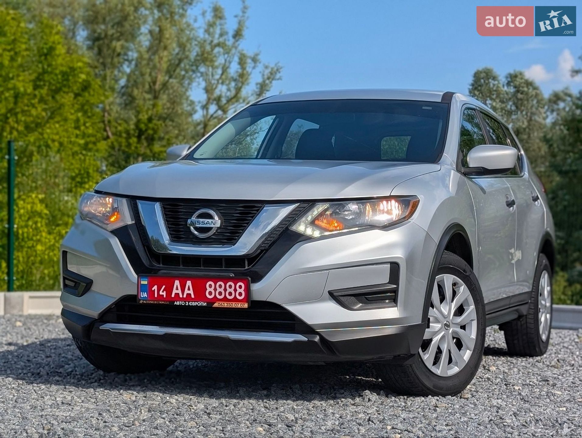 Nissan Rogue 2017 VIN KNMAT2MV1HP525116 фото оголошення 3 з 50