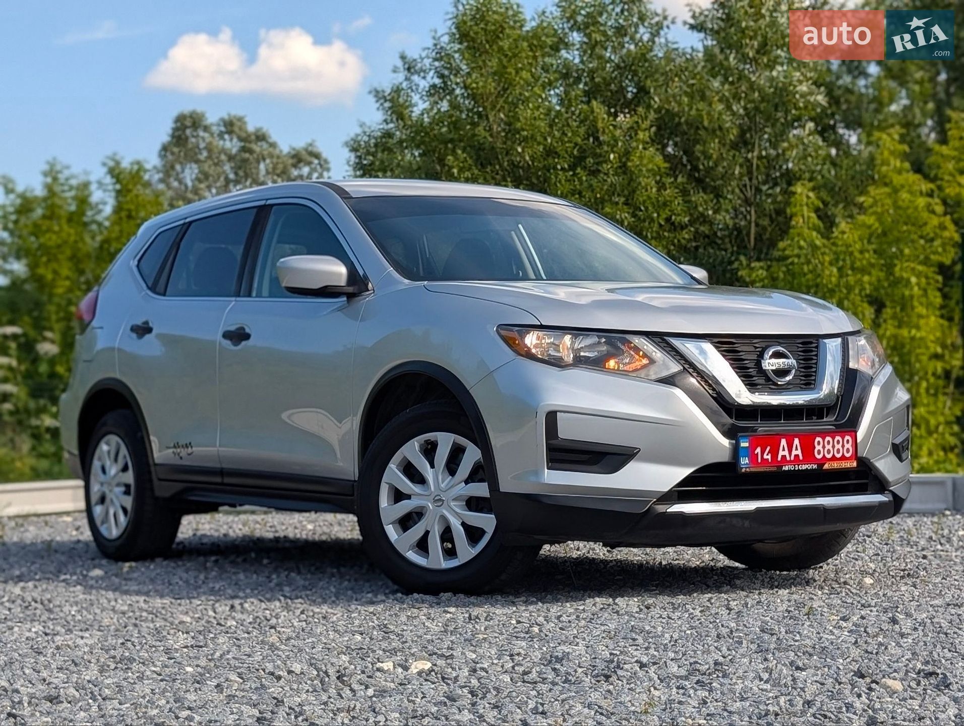 Nissan Rogue 2017 VIN KNMAT2MV1HP525116 фото оголошення 8 з 50