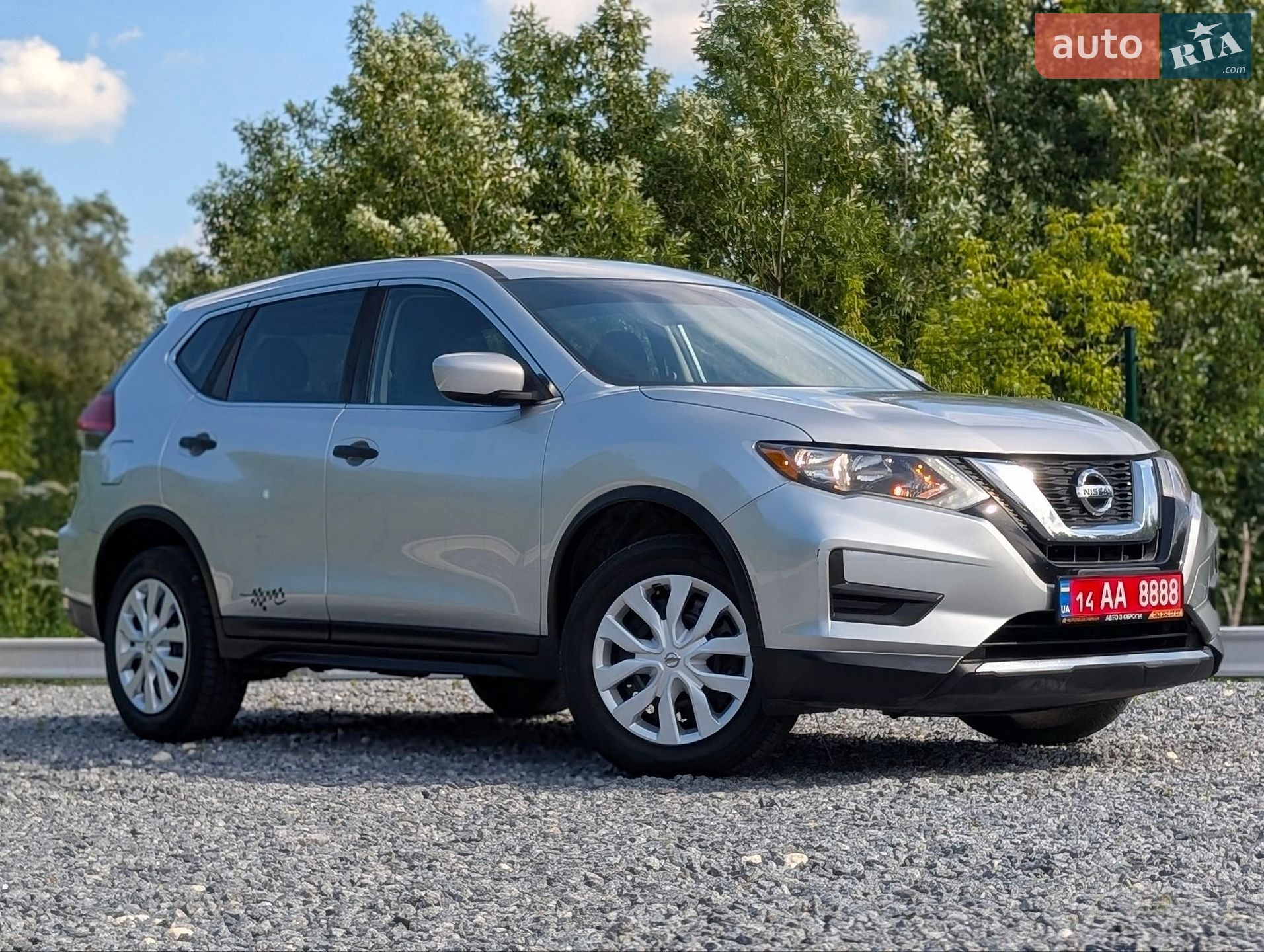 Nissan Rogue 2017 VIN KNMAT2MV1HP525116 фото оголошення 13 з 50
