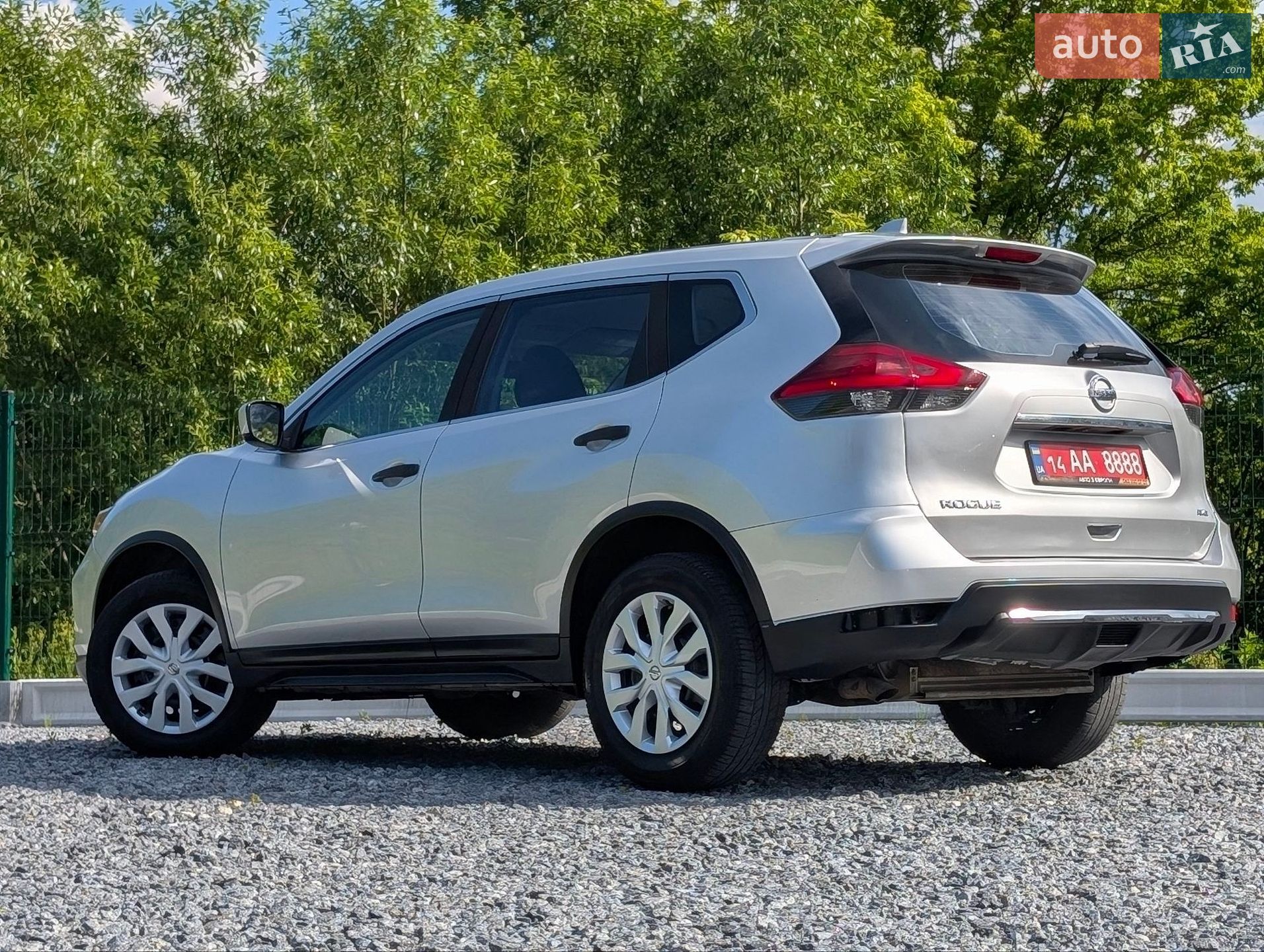 Nissan Rogue 2017 VIN KNMAT2MV1HP525116 фото оголошення 26 з 50