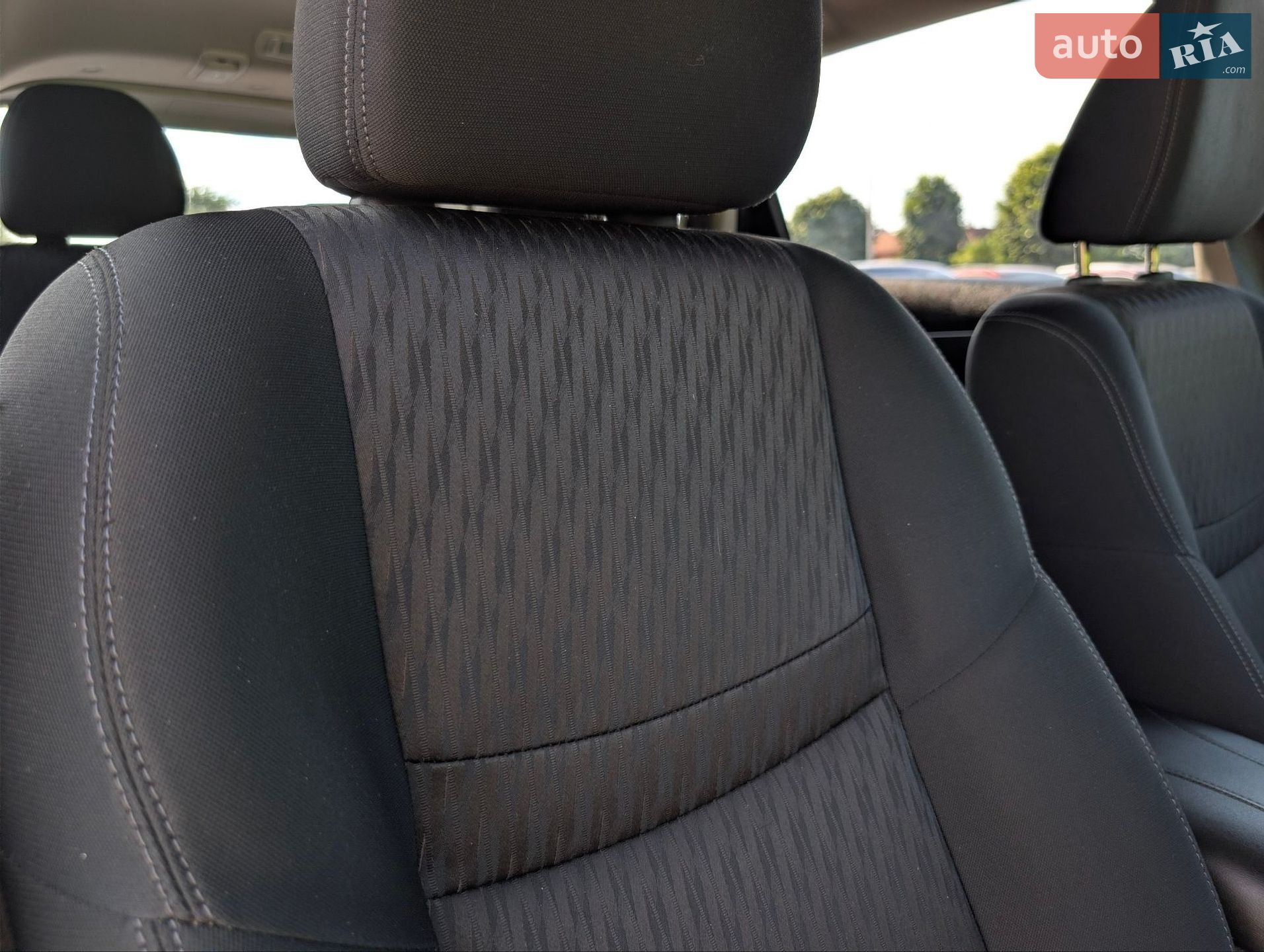 Nissan Rogue 2017 VIN KNMAT2MV1HP525116 фото оголошення 38 з 50