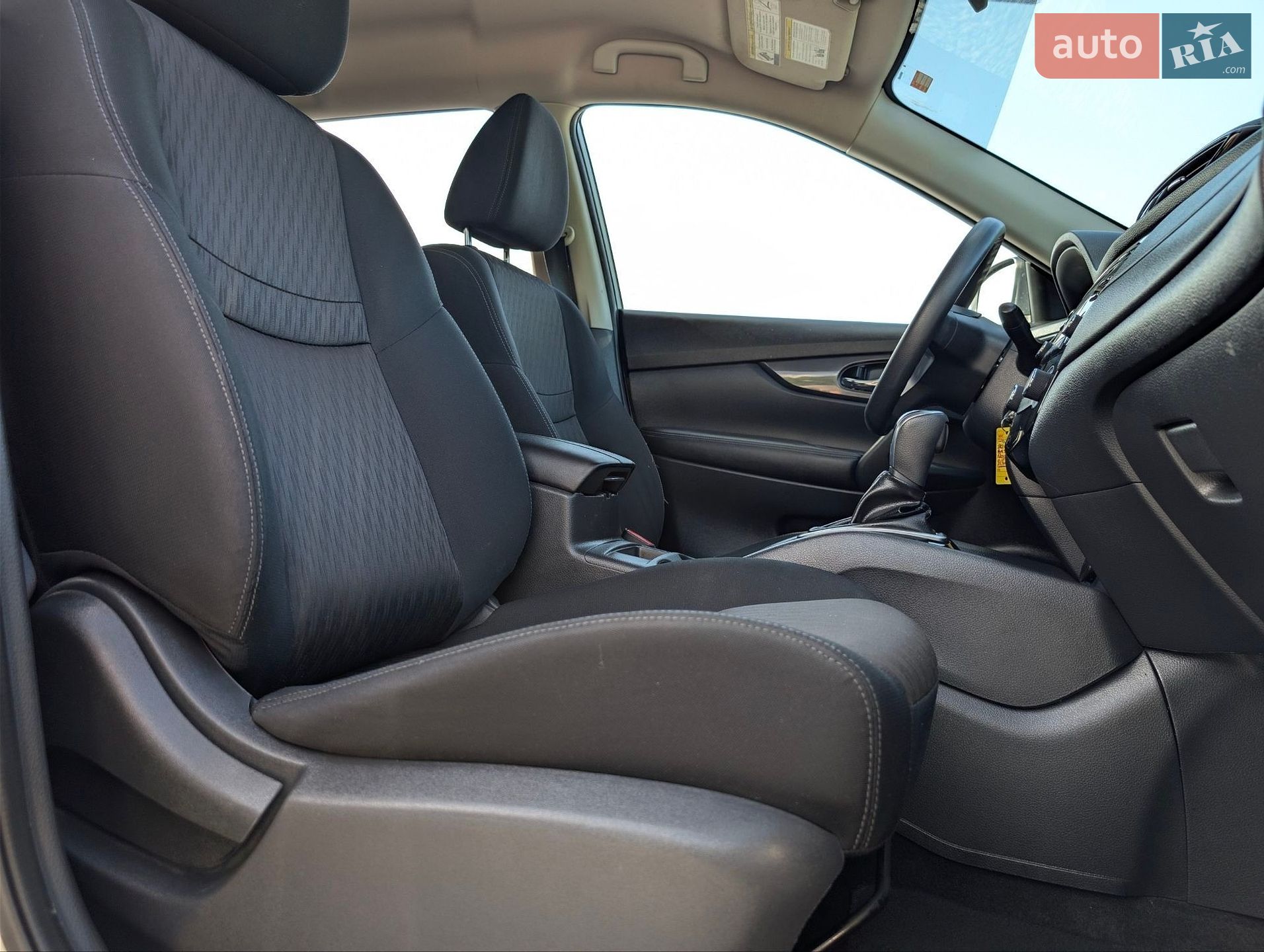 Nissan Rogue 2017 VIN KNMAT2MV1HP525116 фото оголошення 39 з 50