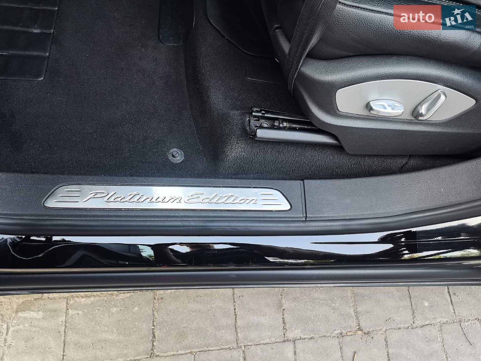 Porsche Cayenne 2014 VIN WP1ZZZ92ZELA42184 фото оголошення 9 з 54