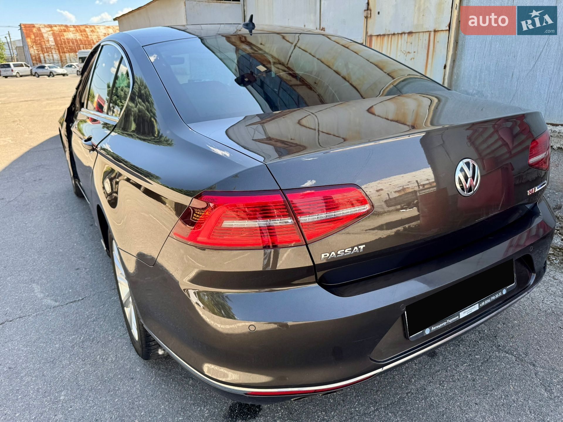 Volkswagen Passat 2017 VIN WVWZZZ3CZHE130552 фото оголошення 8 з 43