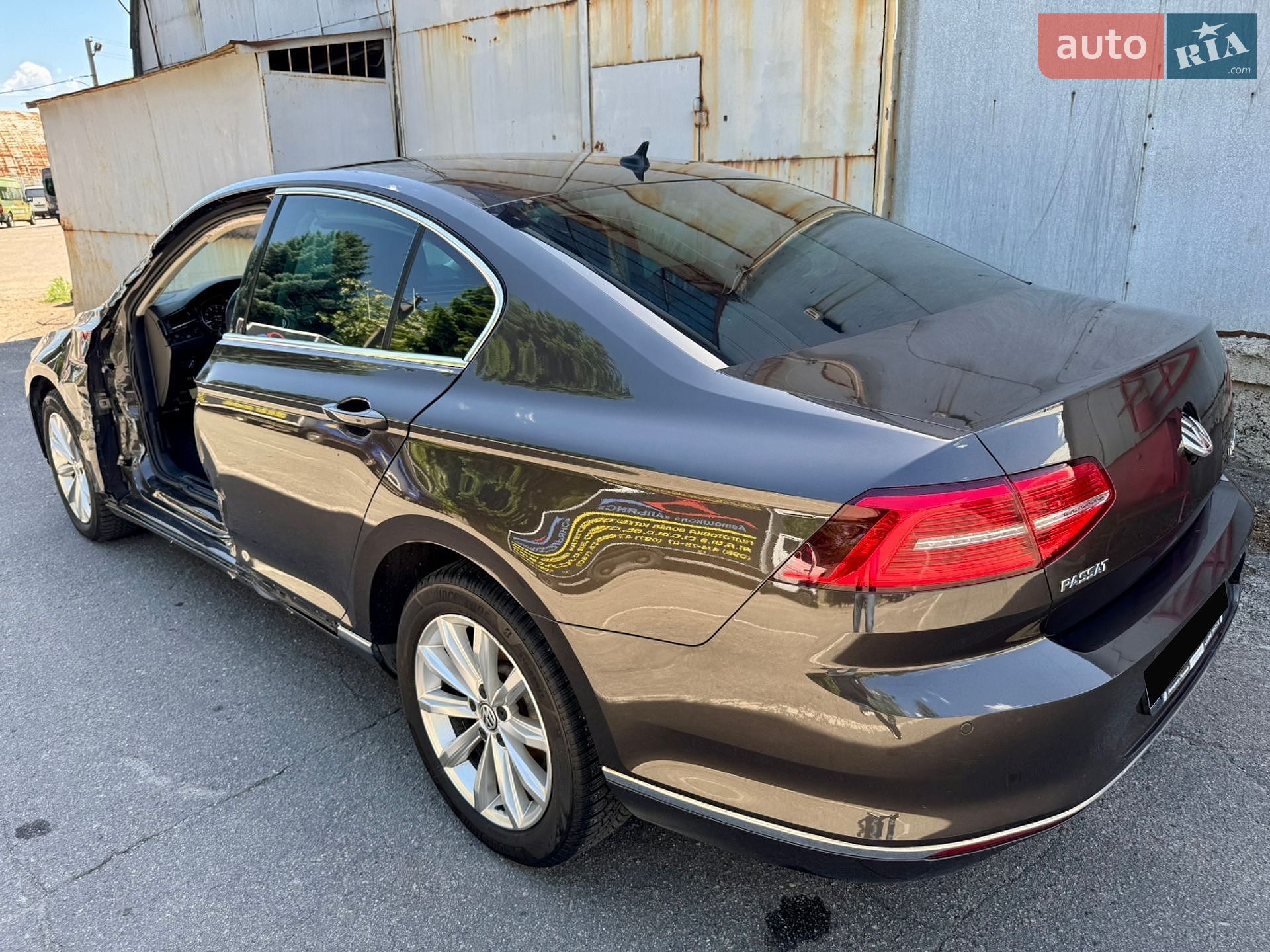 Volkswagen Passat 2017 VIN WVWZZZ3CZHE130552 фото оголошення 4 з 43