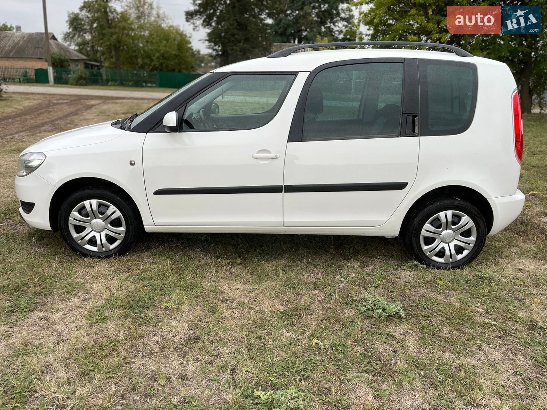 Skoda Roomster 2012 VIN TMBNJ65J0C7035060 фото оголошення 3 з 7