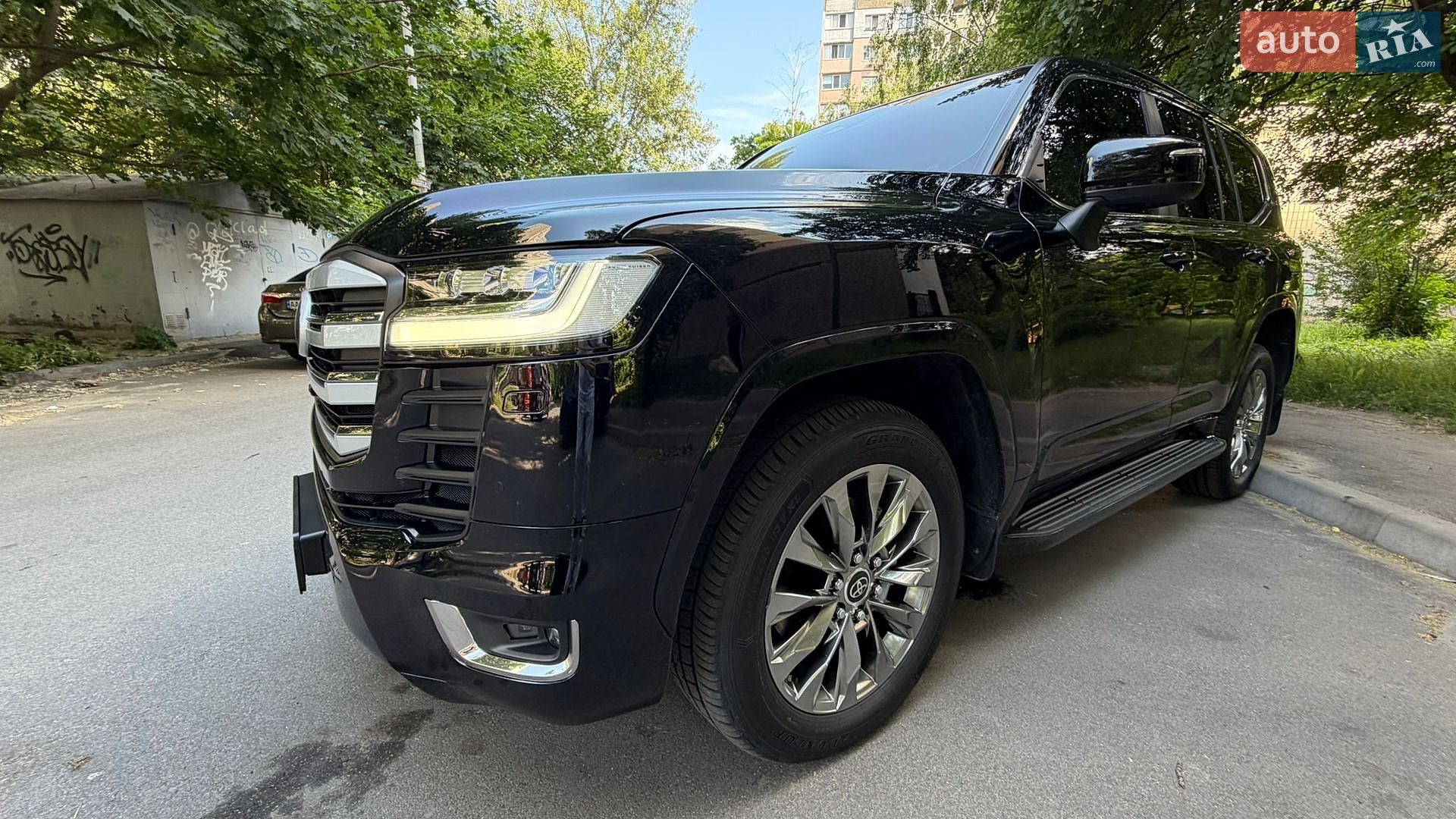 Toyota Land Cruiser 2025 VIN JTMAAABJ204119027 фото оголошення 7 з 51