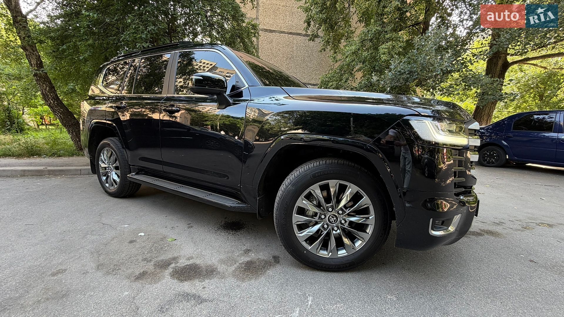 Toyota Land Cruiser 2025 VIN JTMAAABJ204119027 фото оголошення 8 з 51