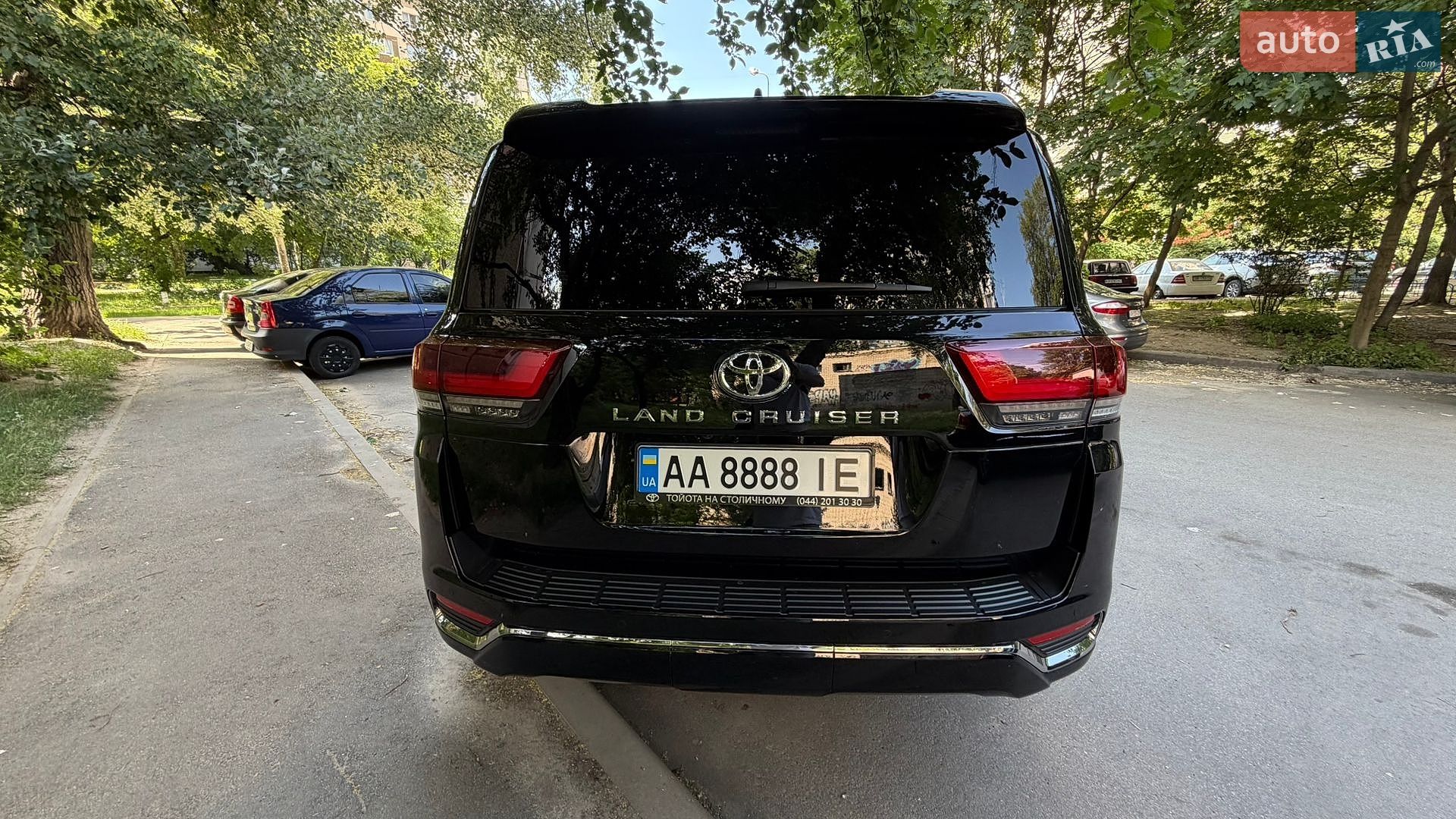Toyota Land Cruiser 2025 VIN JTMAAABJ204119027 фото оголошення 16 з 51