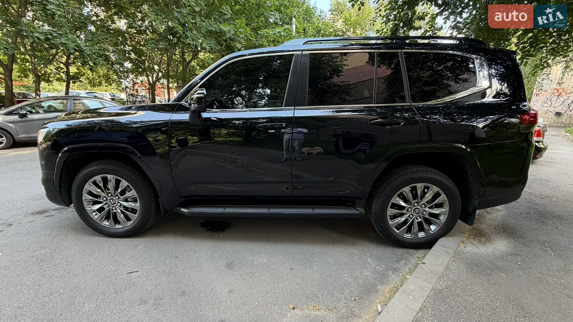 Toyota Land Cruiser 2025 VIN JTMAAABJ204119027 фото оголошення 11 з 51