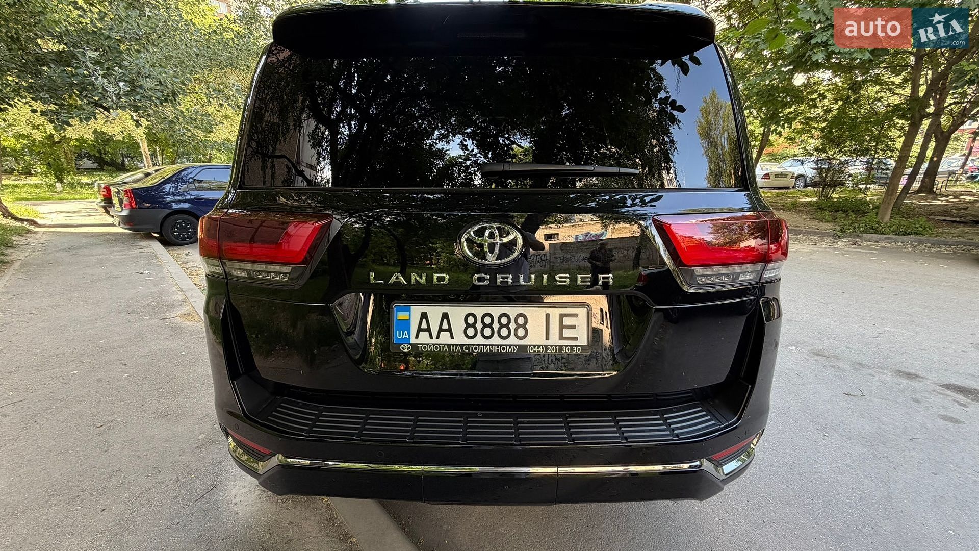 Toyota Land Cruiser 2025 VIN JTMAAABJ204119027 фото оголошення 17 з 51