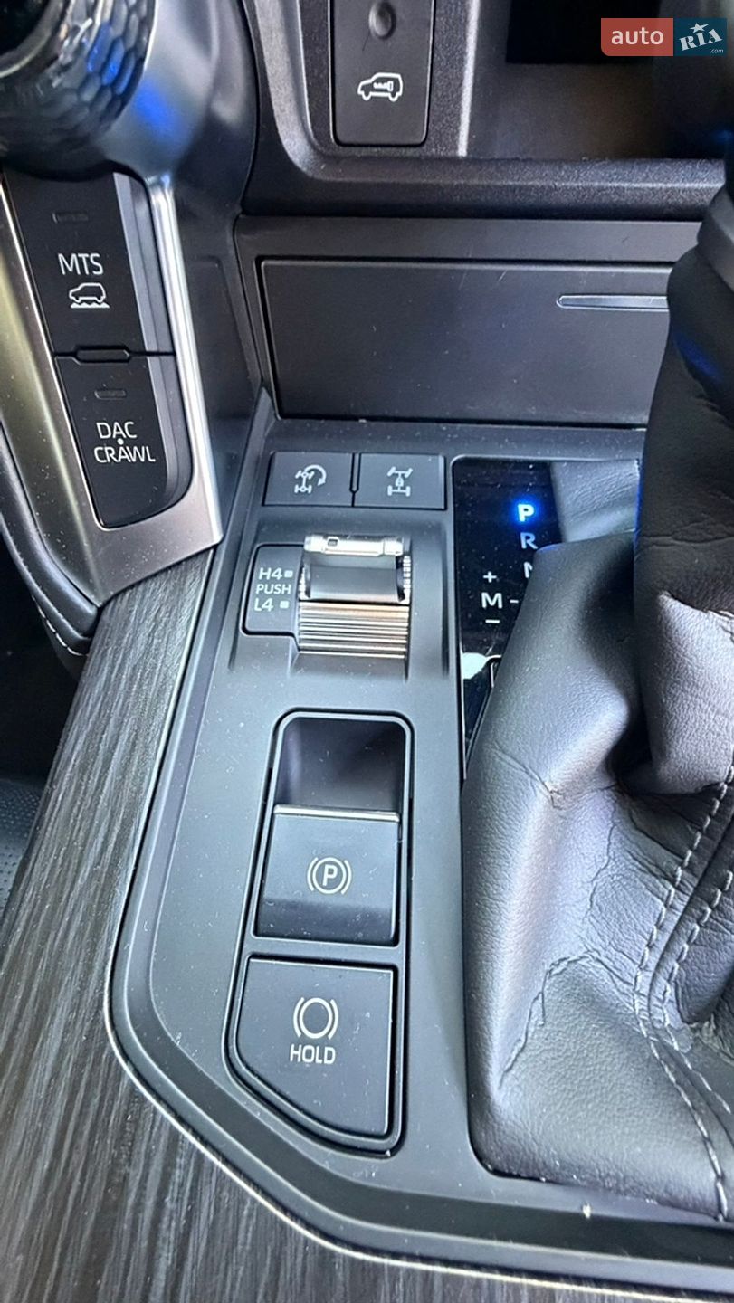 Toyota Land Cruiser 2025 VIN JTMAAABJ204119027 фото оголошення 36 з 51