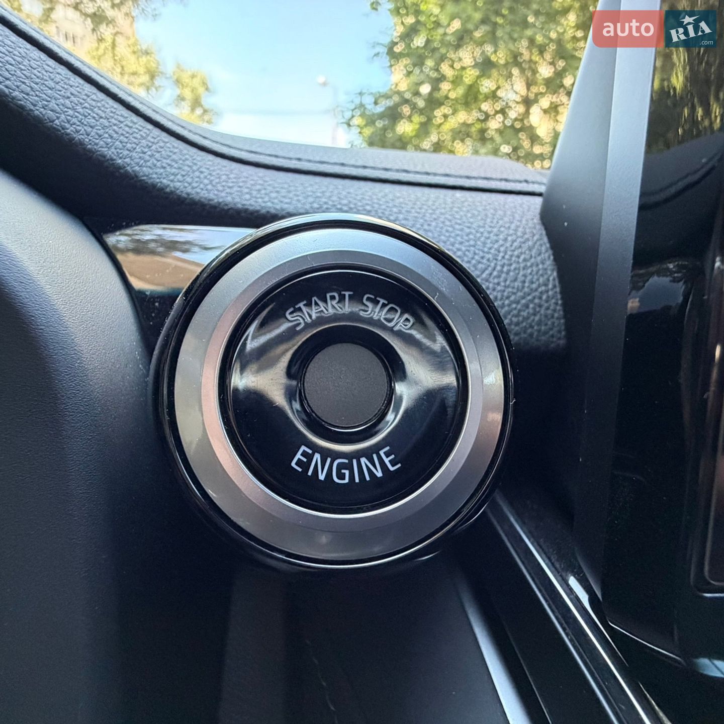 Toyota Land Cruiser 2025 VIN JTMAAABJ204119027 фото оголошення 40 з 51