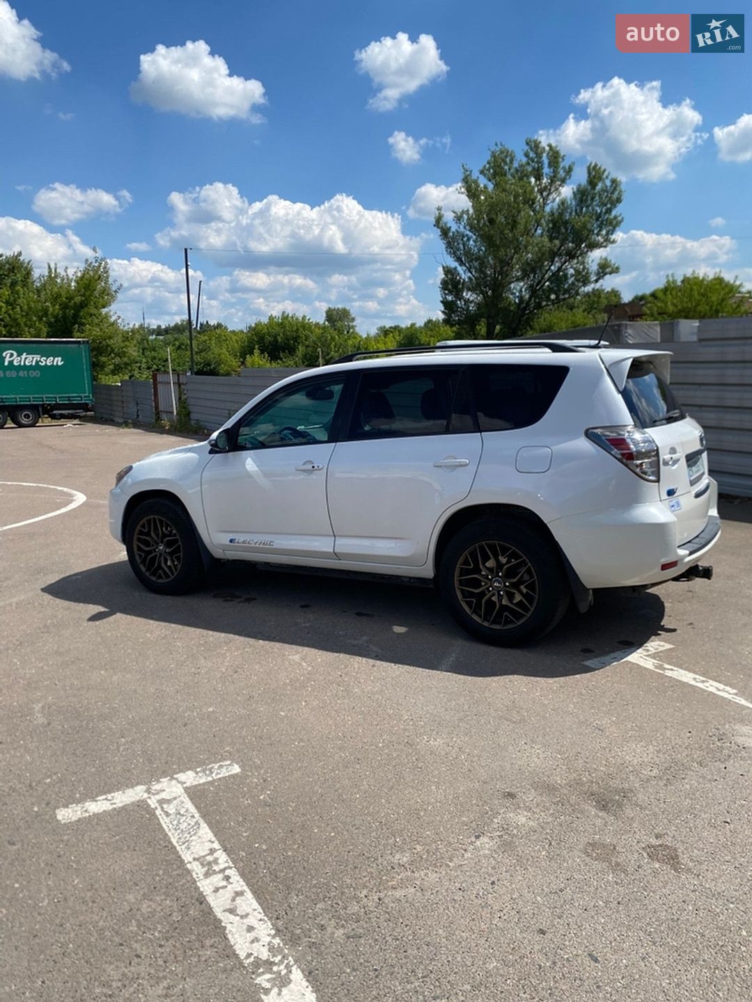 Toyota RAV4 EV 2013 VIN 2T3YL4DV6DW002120 фото оголошення 5 з 60