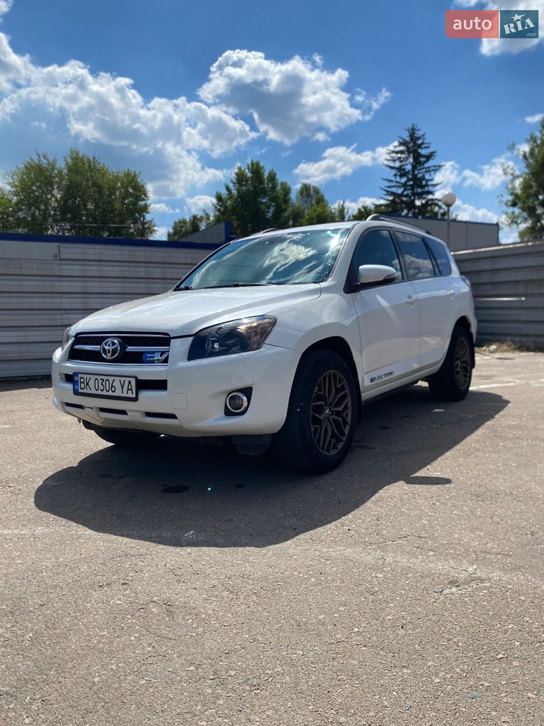 Toyota RAV4 EV 2013 VIN 2T3YL4DV6DW002120 фото оголошення 15 з 60