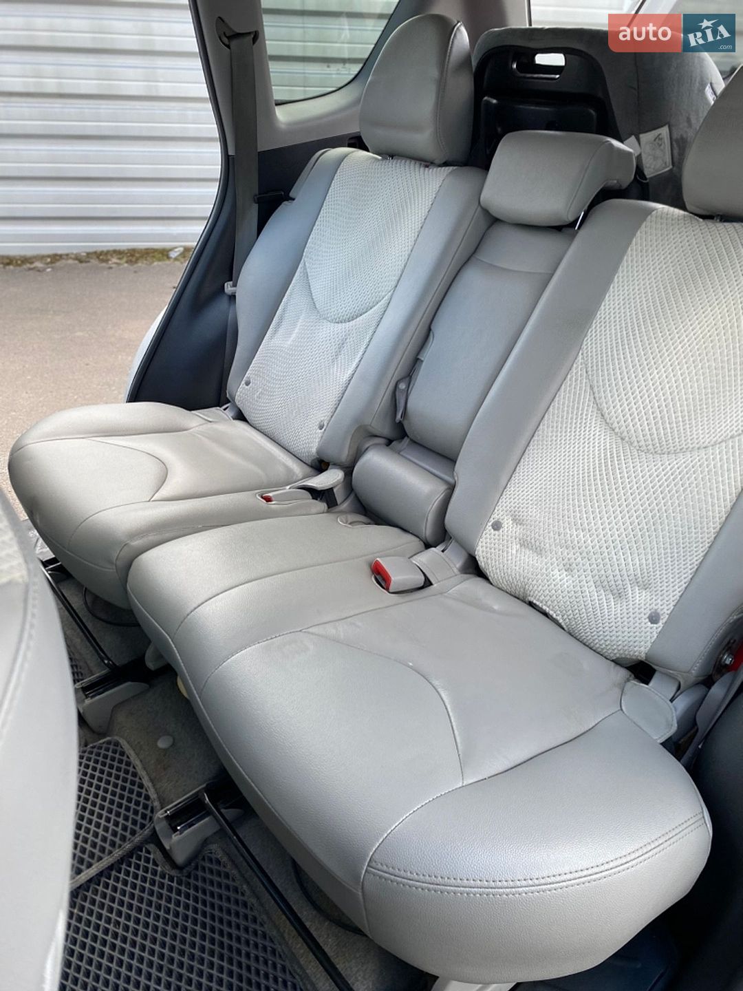 Toyota RAV4 EV 2013 VIN 2T3YL4DV6DW002120 фото оголошення 42 з 60