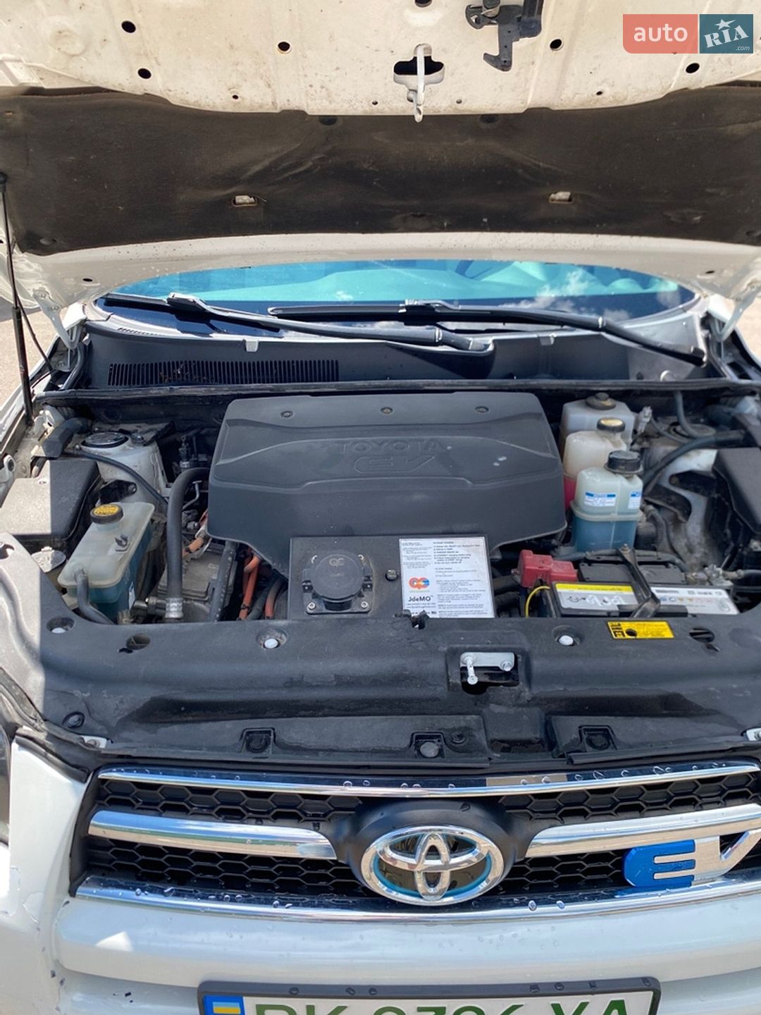 Toyota RAV4 EV 2013 VIN 2T3YL4DV6DW002120 фото оголошення 47 з 60