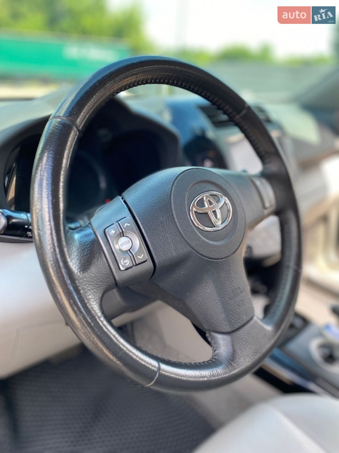 Toyota RAV4 EV 2013 VIN 2T3YL4DV6DW002120 фото оголошення 56 з 60