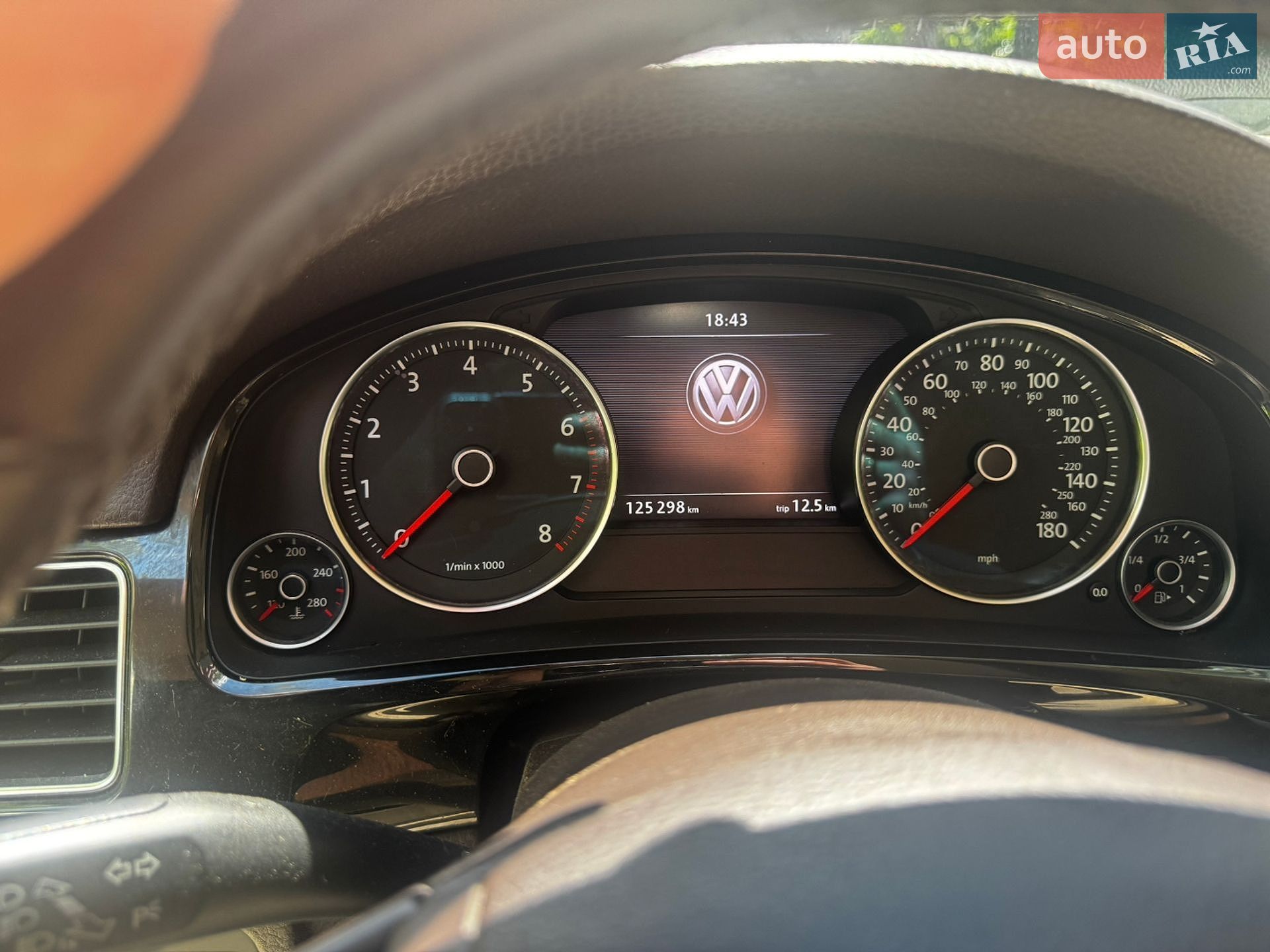 Volkswagen Touareg 2011 VIN WVGFF9BP3CD002213 фото оголошення 7 з 12