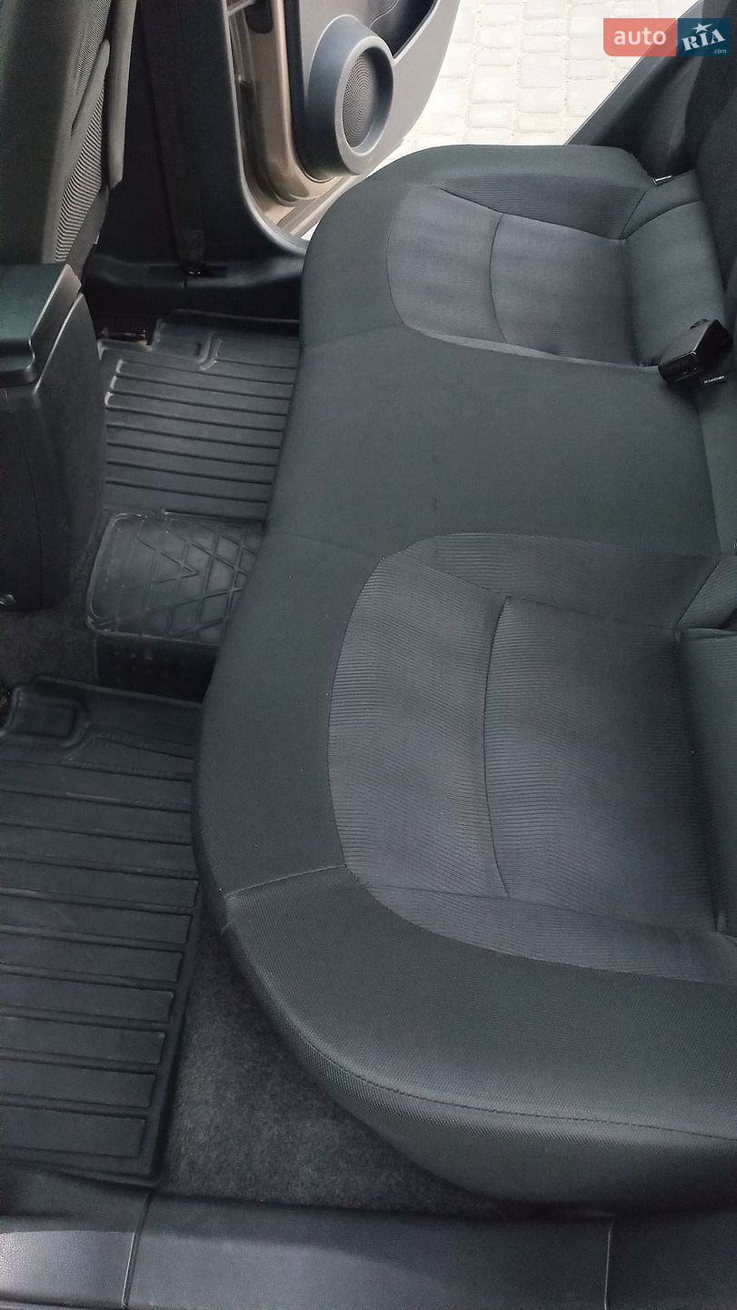 Nissan Qashqai 2010 VIN SJNFAAJ10U2014641 фото оголошення 15 з 42