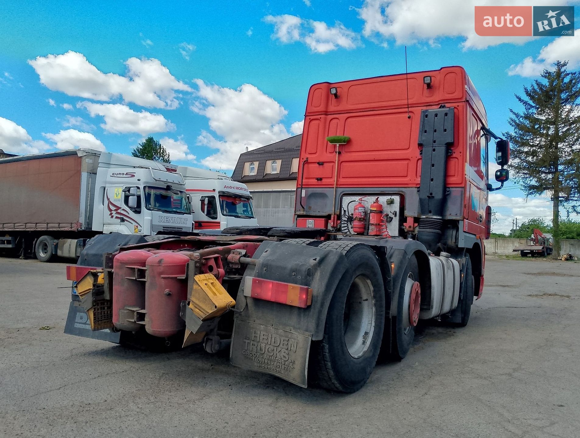DAF XF 105 2008 VIN XLRTG47MS0E830081 фото оголошення 4 з 10