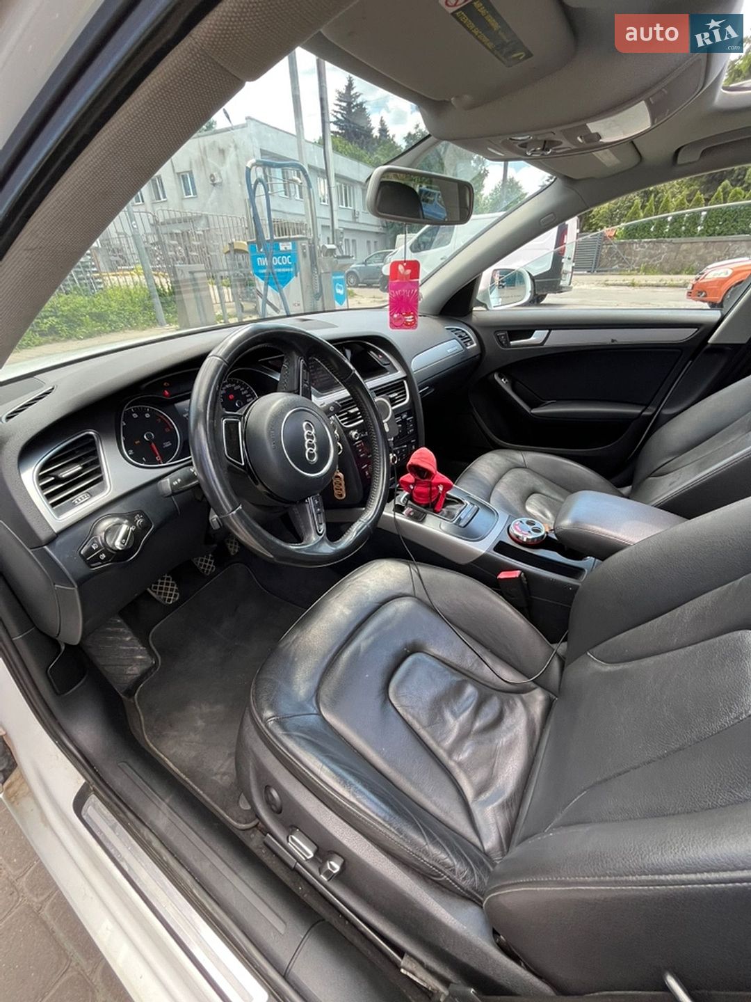 Audi A4 2013 VIN WAUDFCFL1EA087053 фото оголошення 19 з 20