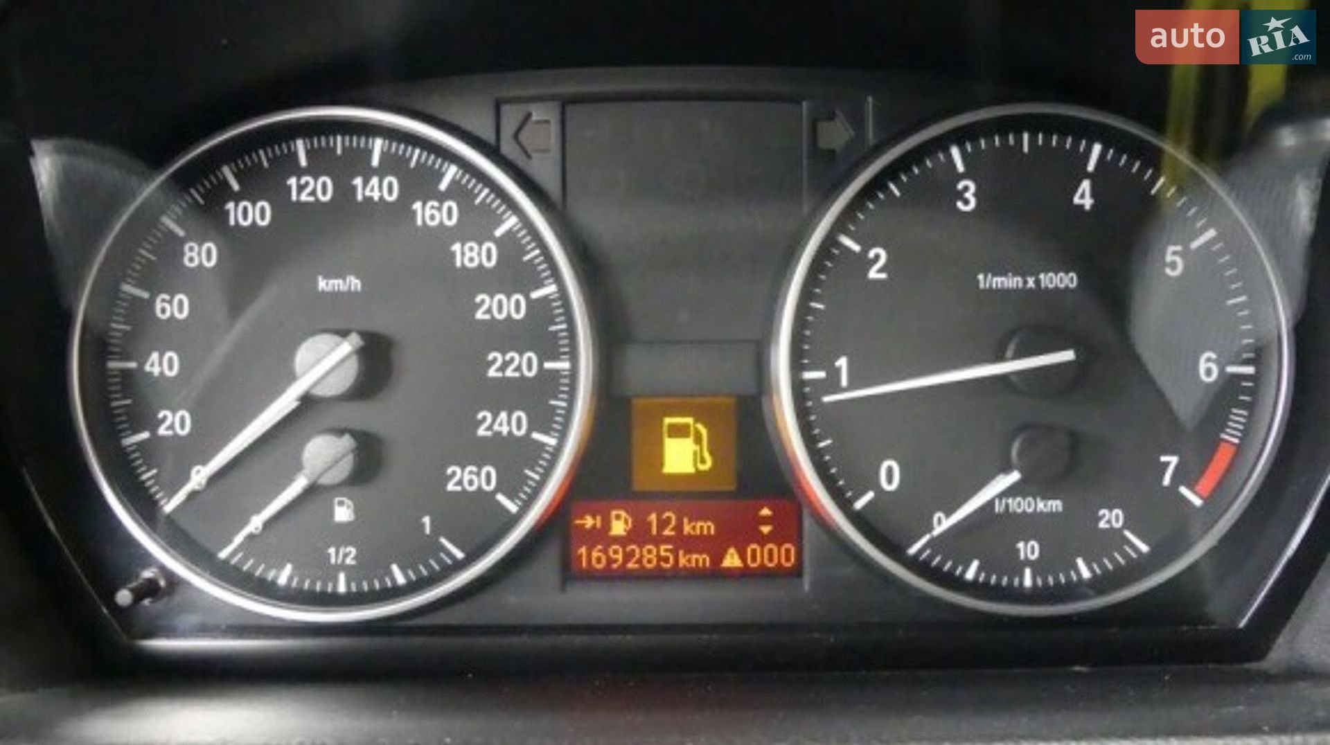 BMW 3 Series 2008 VIN WBAVF51080A092143 фото оголошення 2 з 8