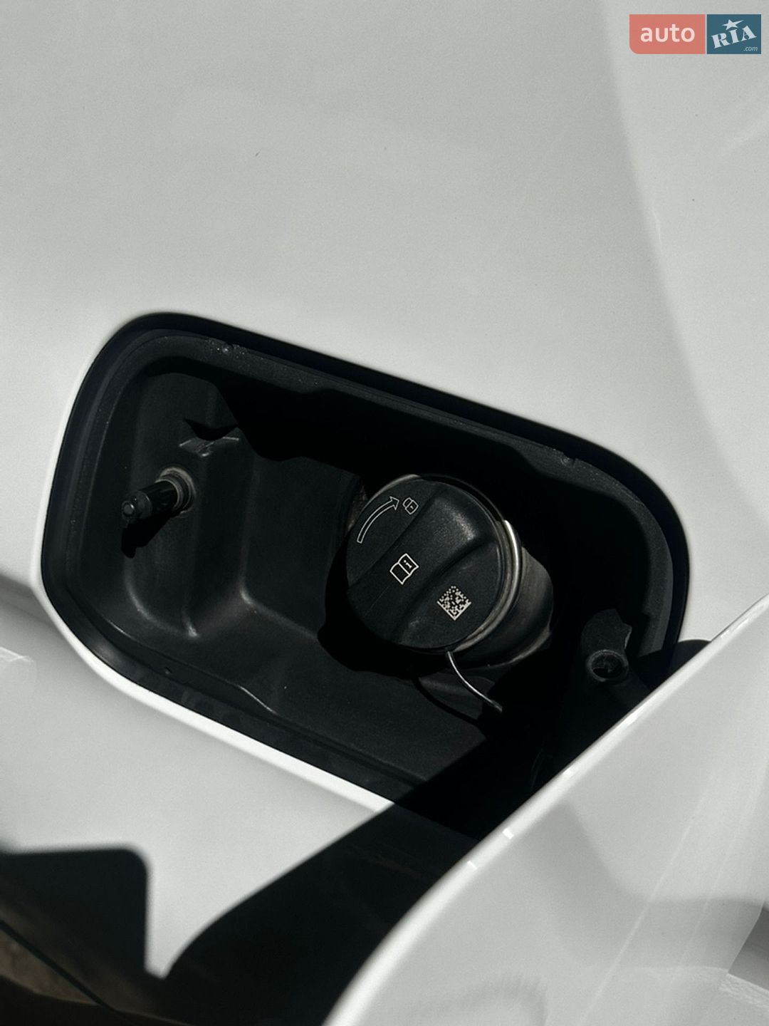 BMW 5 Series 2018 VIN WBAJA9C5XKB253974 фото оголошення 18 з 33
