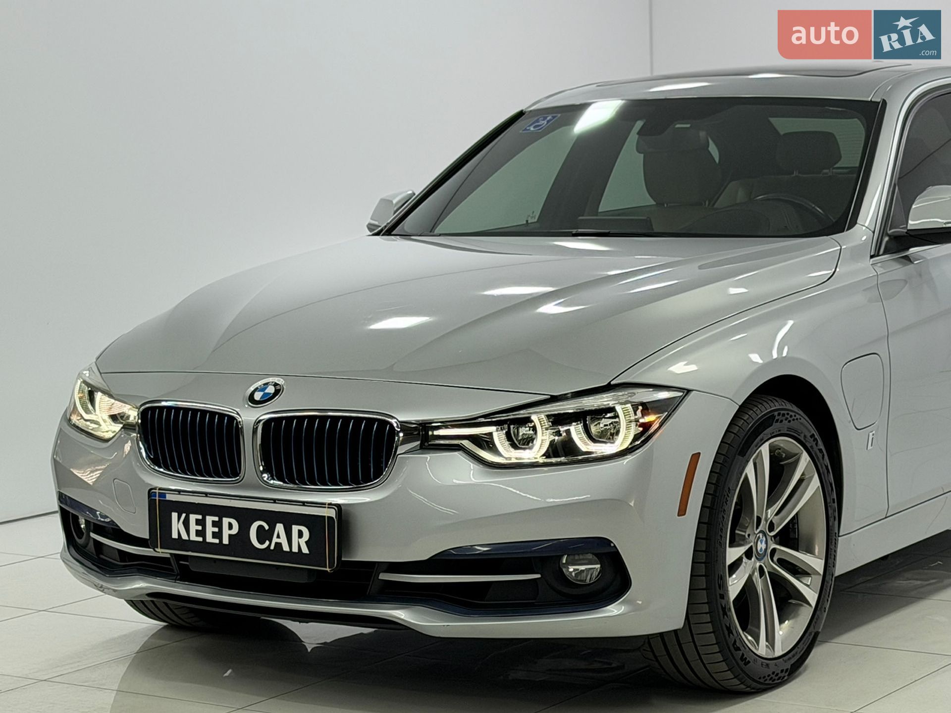 BMW 3 Series 2018 VIN WBA8E1C52JA758643 фото оголошення 6 з 35