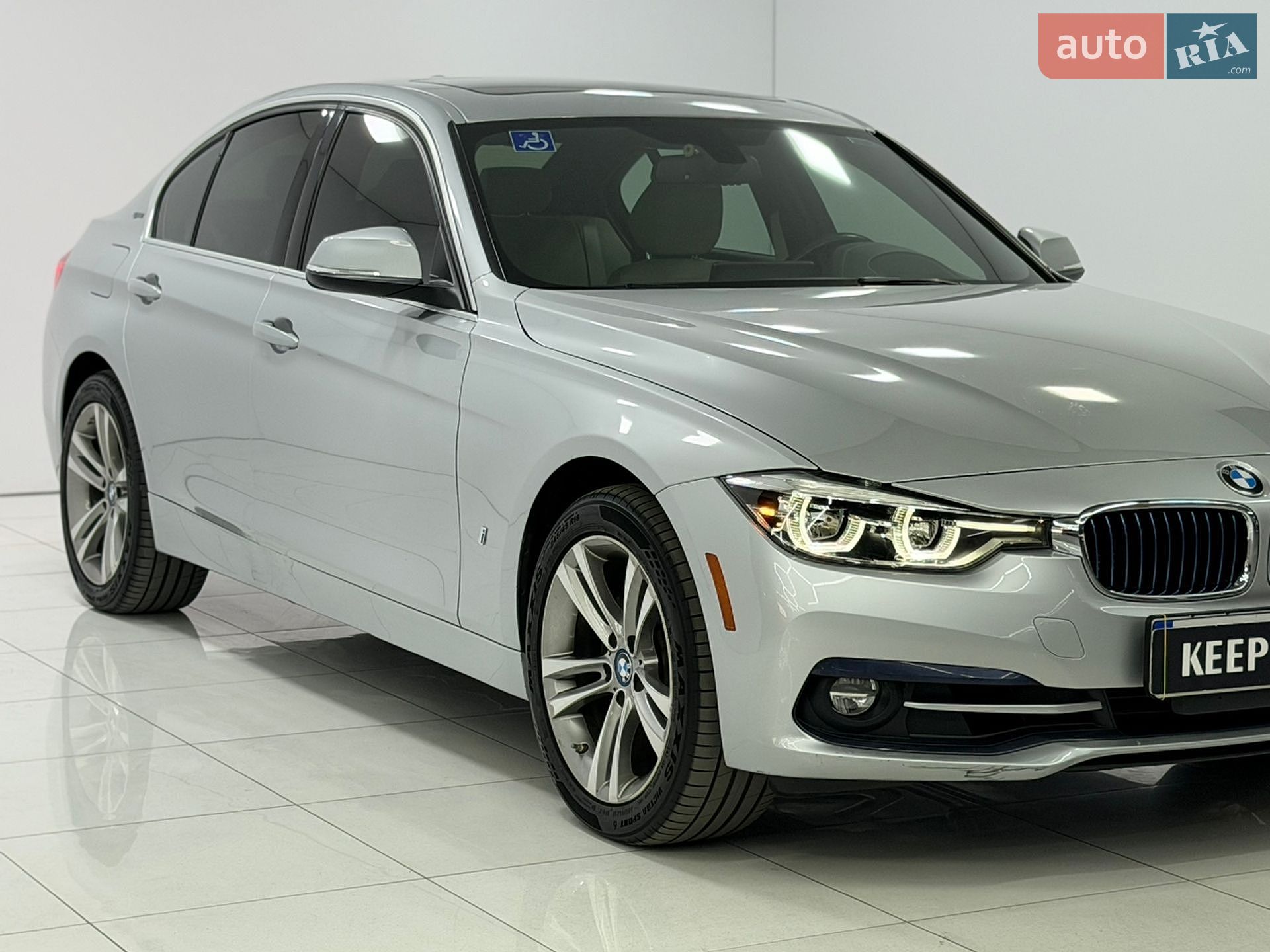 BMW 3 Series 2018 VIN WBA8E1C52JA758643 фото оголошення 9 з 35